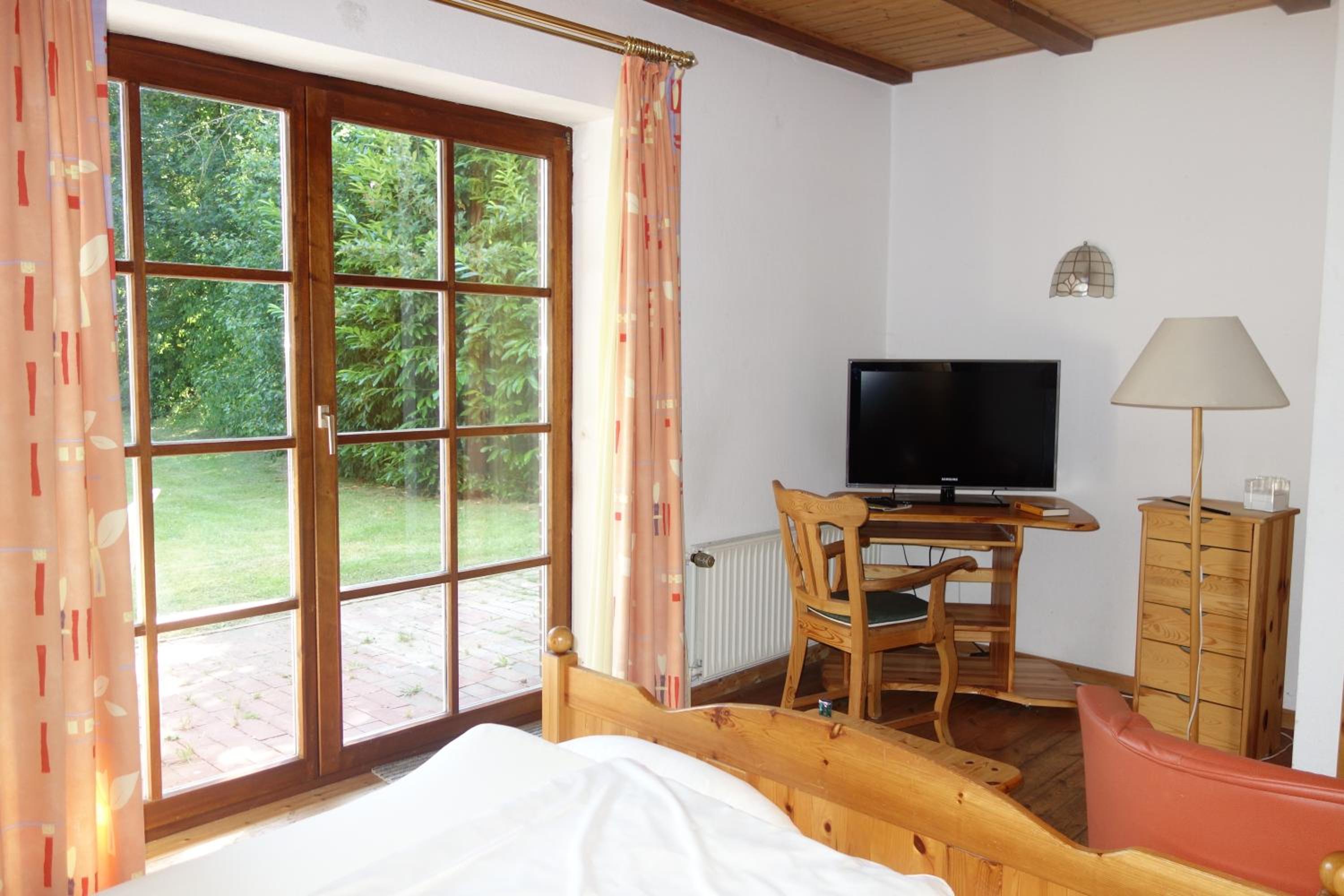 Schumacher's Landhaus - Bücherhotel