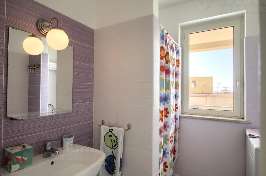 Starfish Apt by LoveSud photo 4