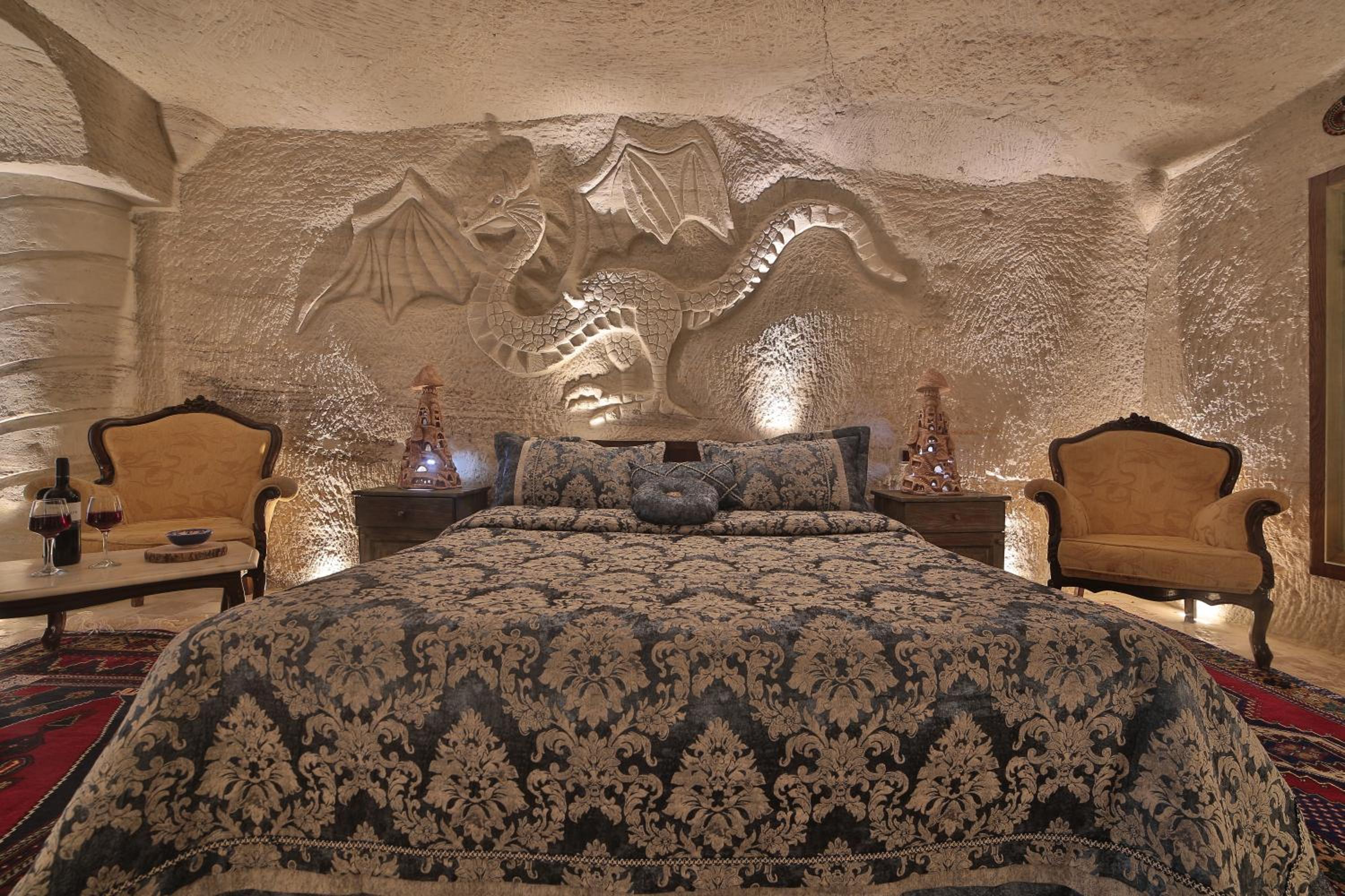 Kayatas Cave Suites - Image 92