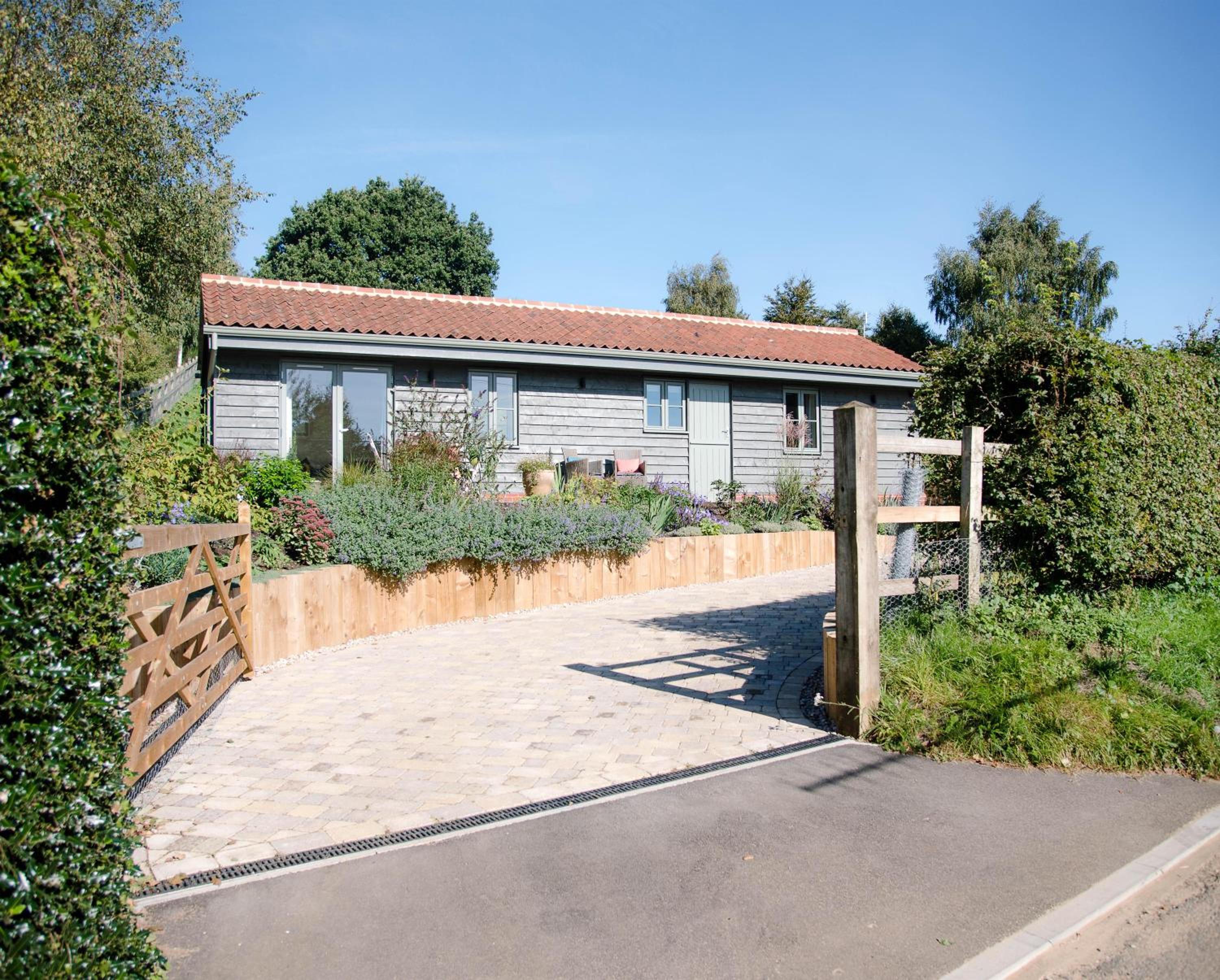Hill Stables, Ufford