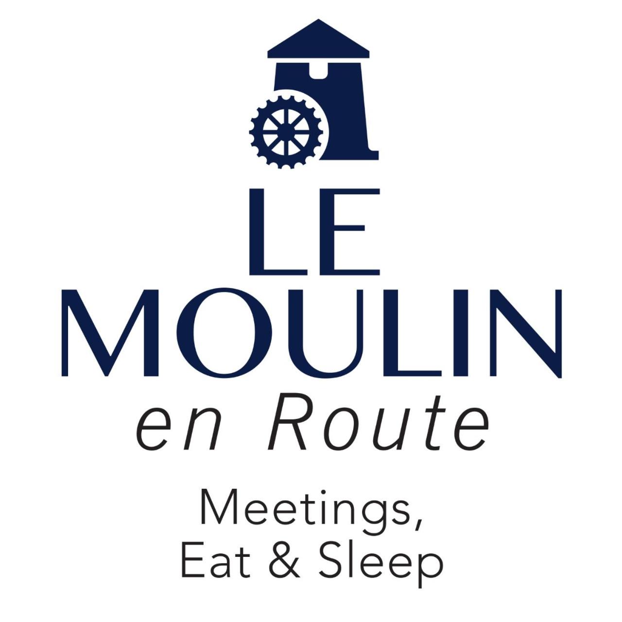 Moulin en Route view 2