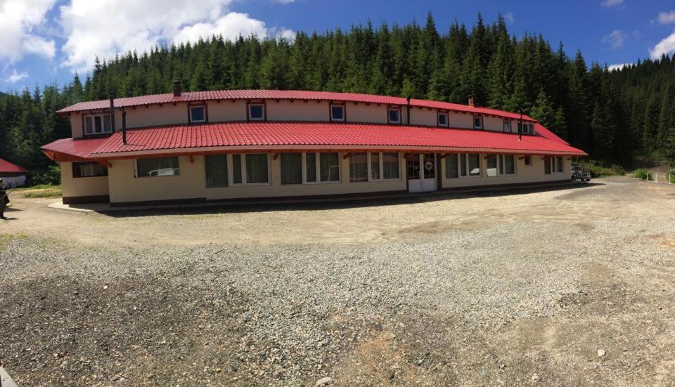Cabana Cerbul-Oasa-Transalpina