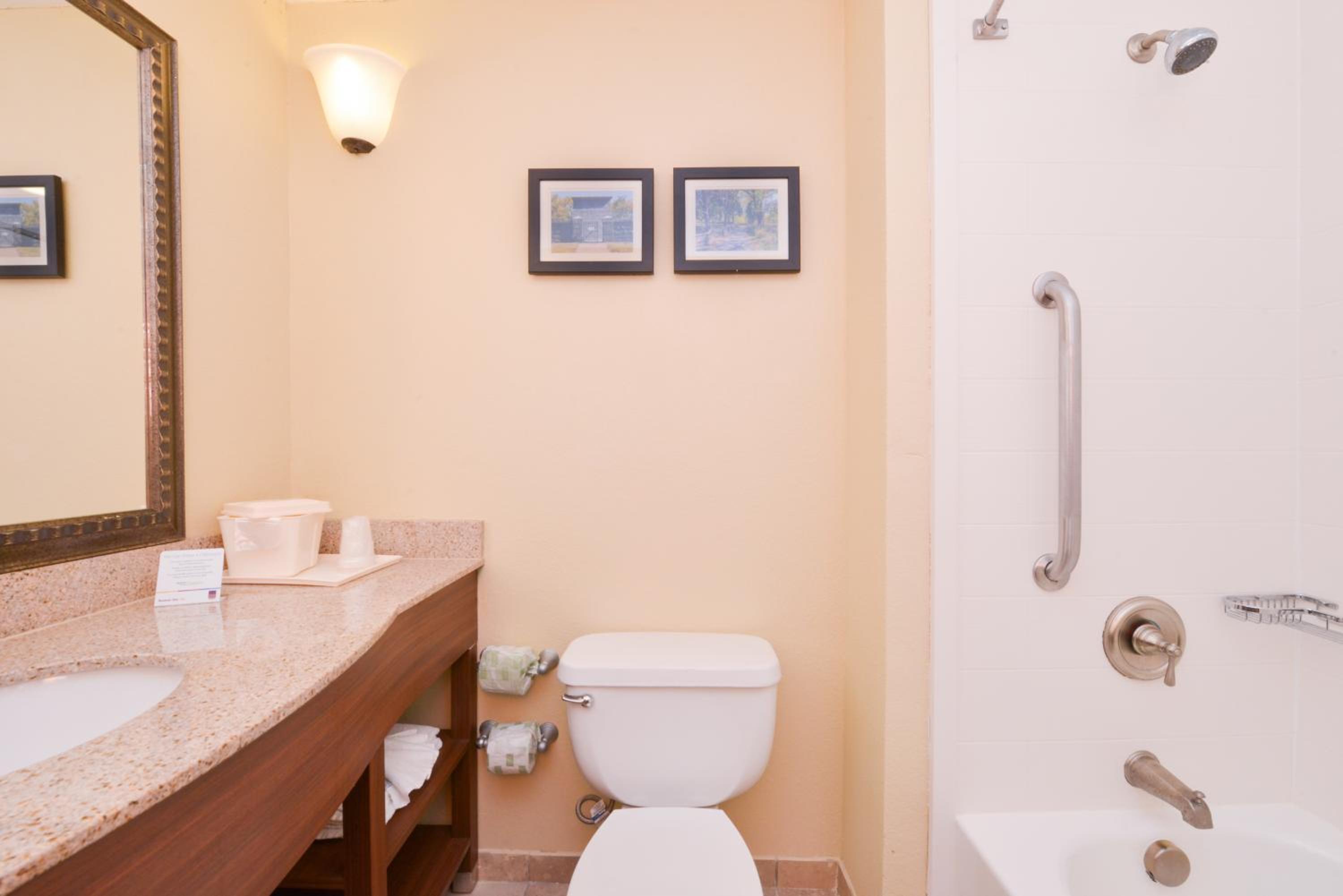 Murfreesboro Vacations - Comfort Suites - Property Image 5