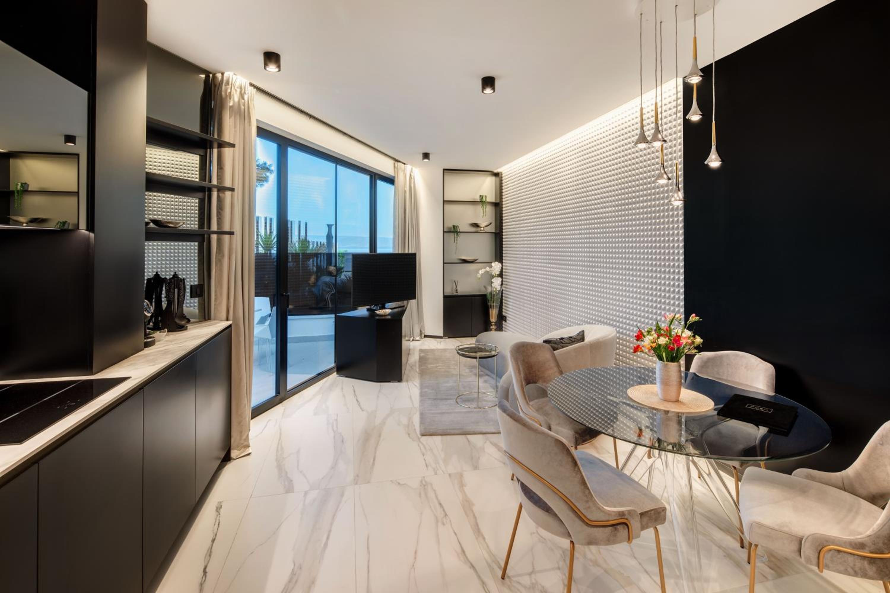 Posh Residence Luxury Suites