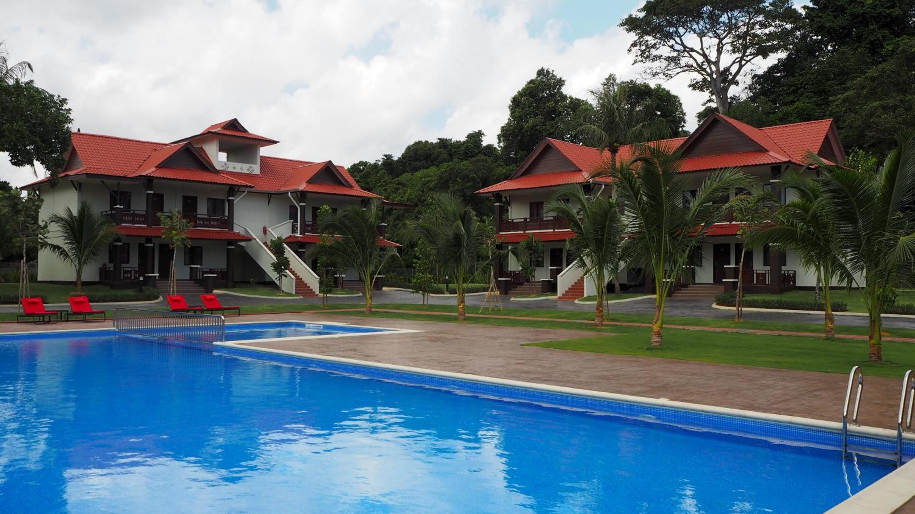 Lotus Seaview Beach Resort, Pengerang, Pengerang - 17