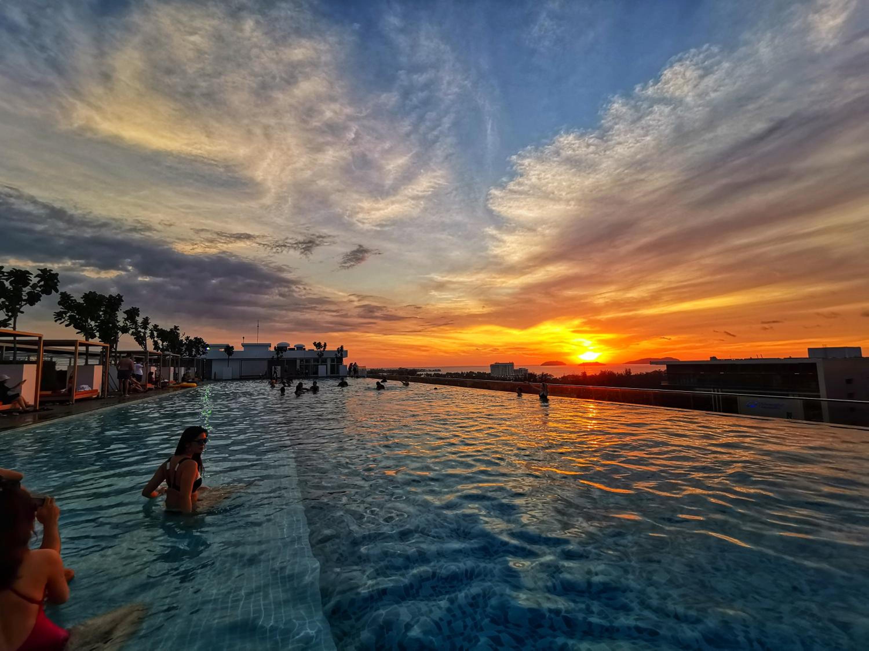 JC Suites @ Sutera Avenue photo 2