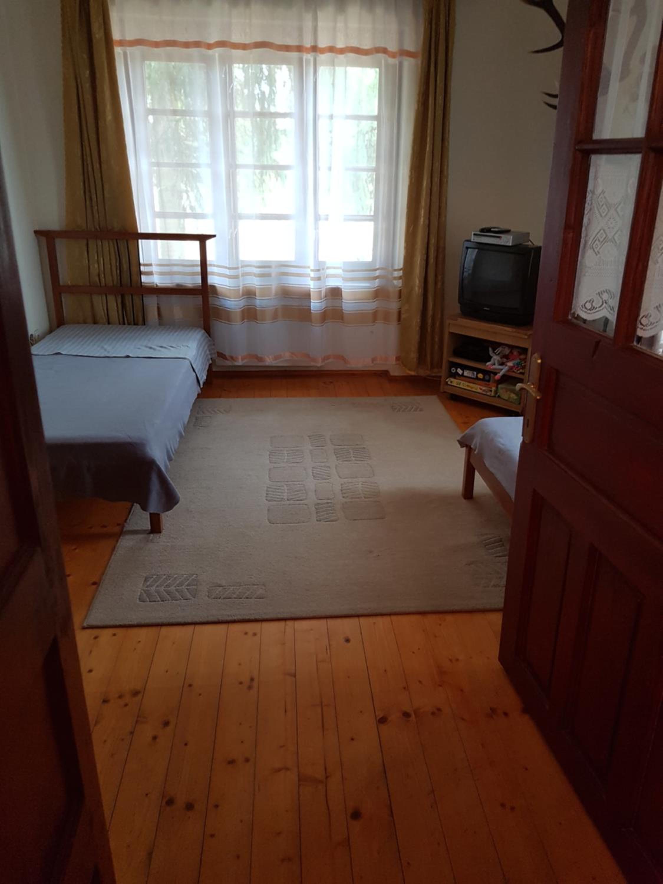 Photo 44