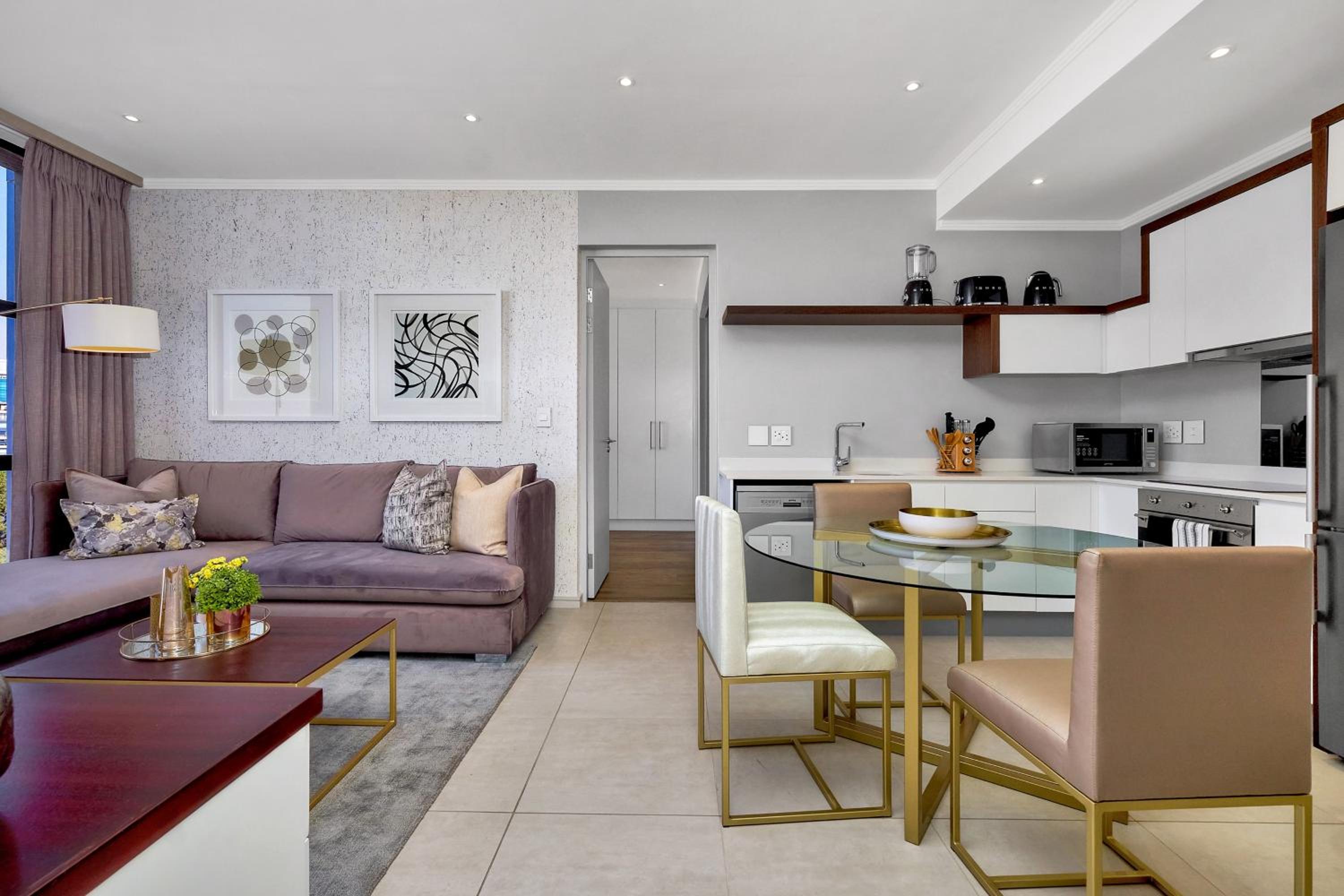 Sandton Apartment 15 West Road South