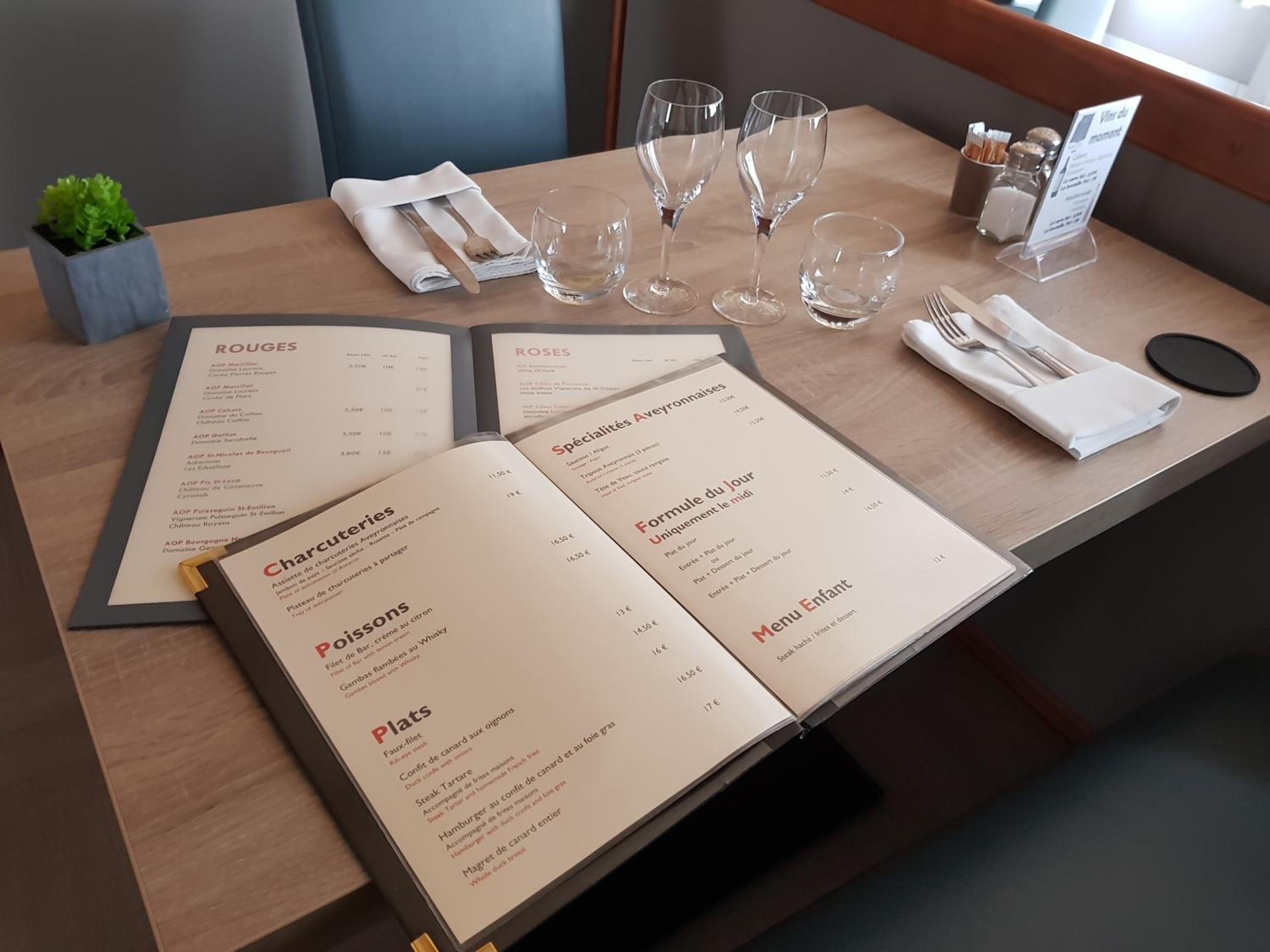 restaurant