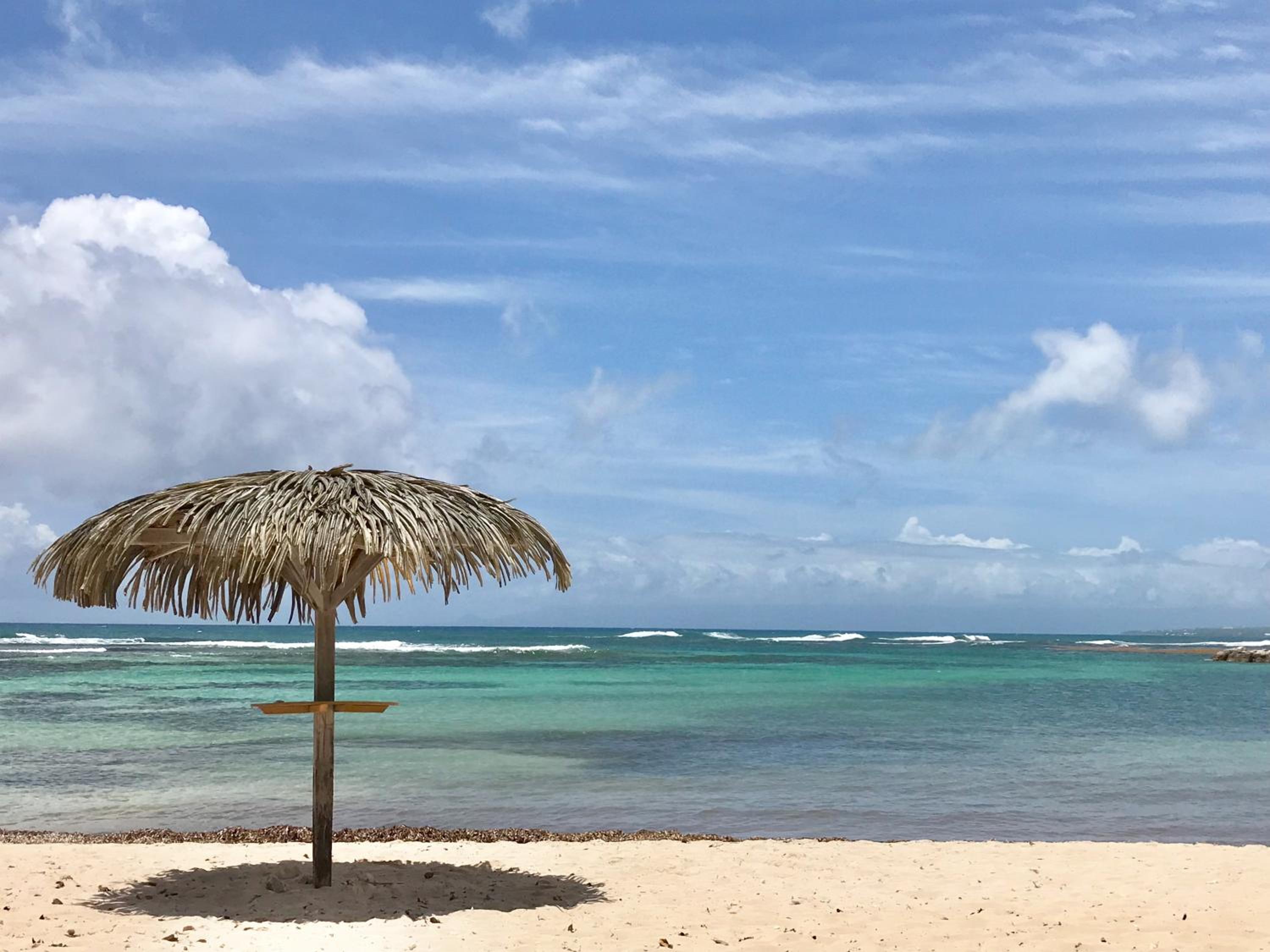 Ti.Maanga Vue Mer Pieds Dans L'Eau