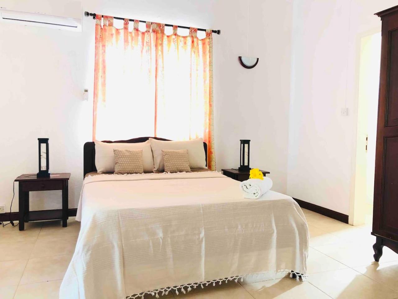VILLA DES ILES MONT CHOISY