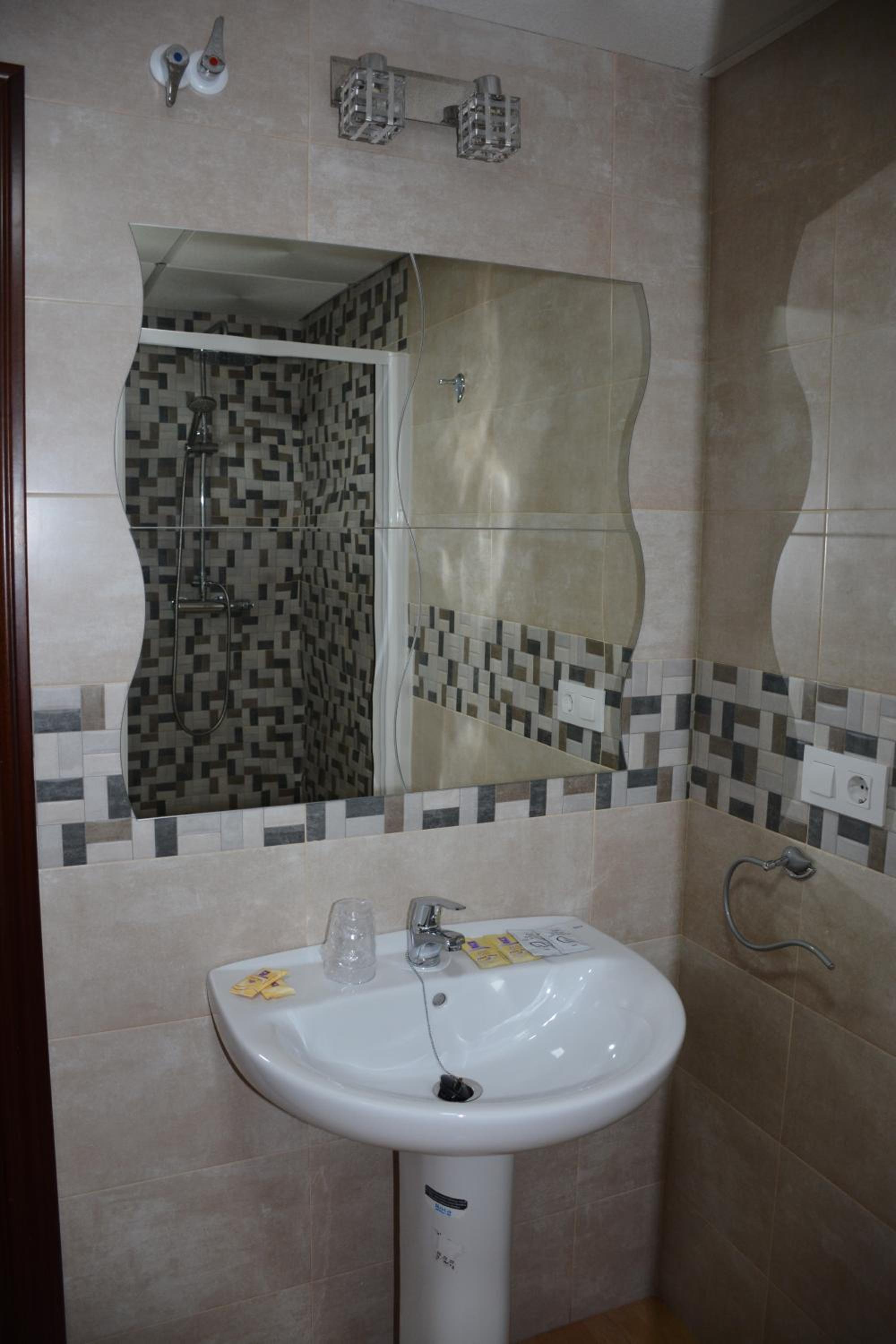 Hostal Restaurante La Mancha