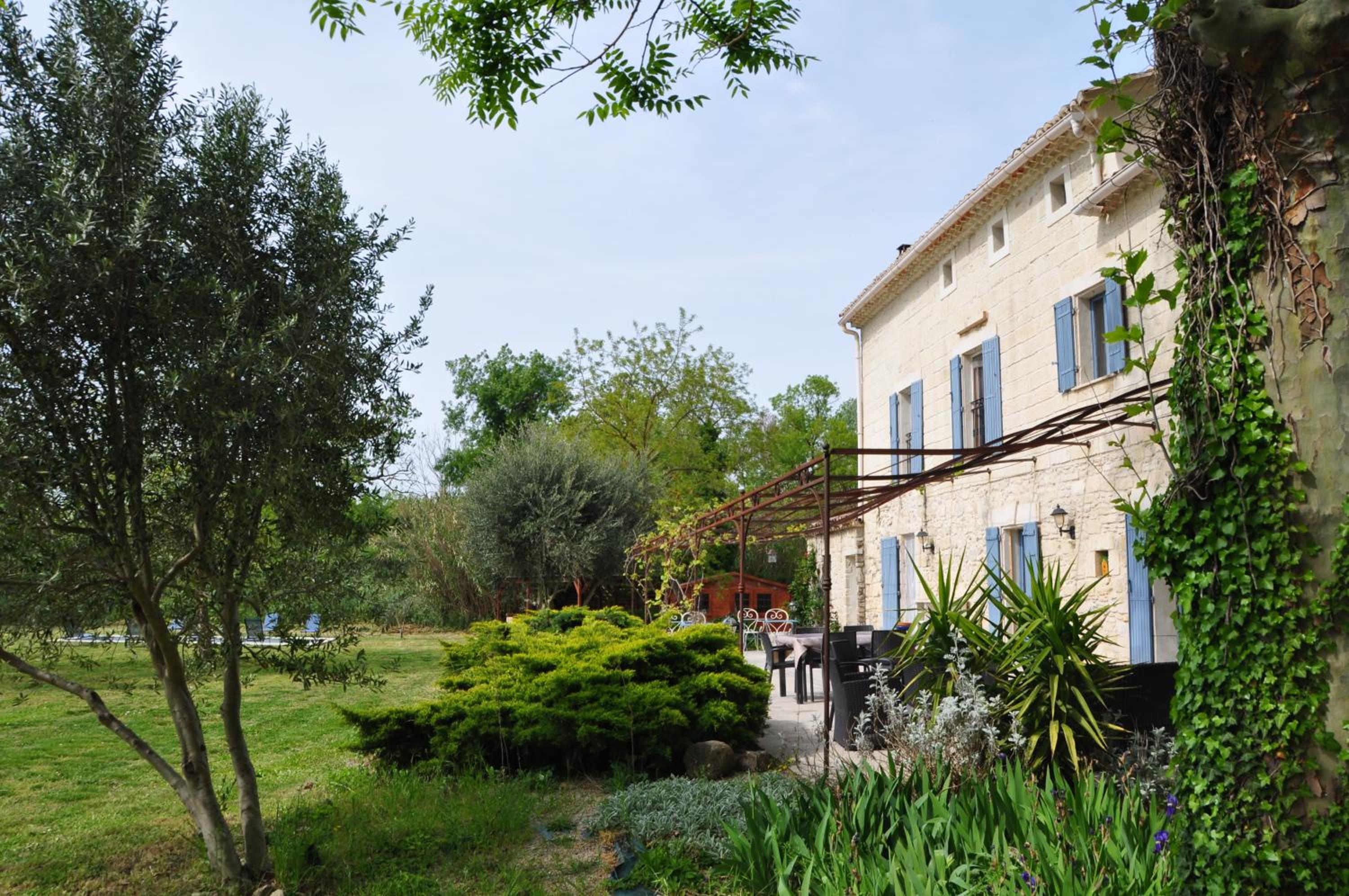 Le Mas des Cerisiers JACUZZI et SAUNA inclus pour tous les logements