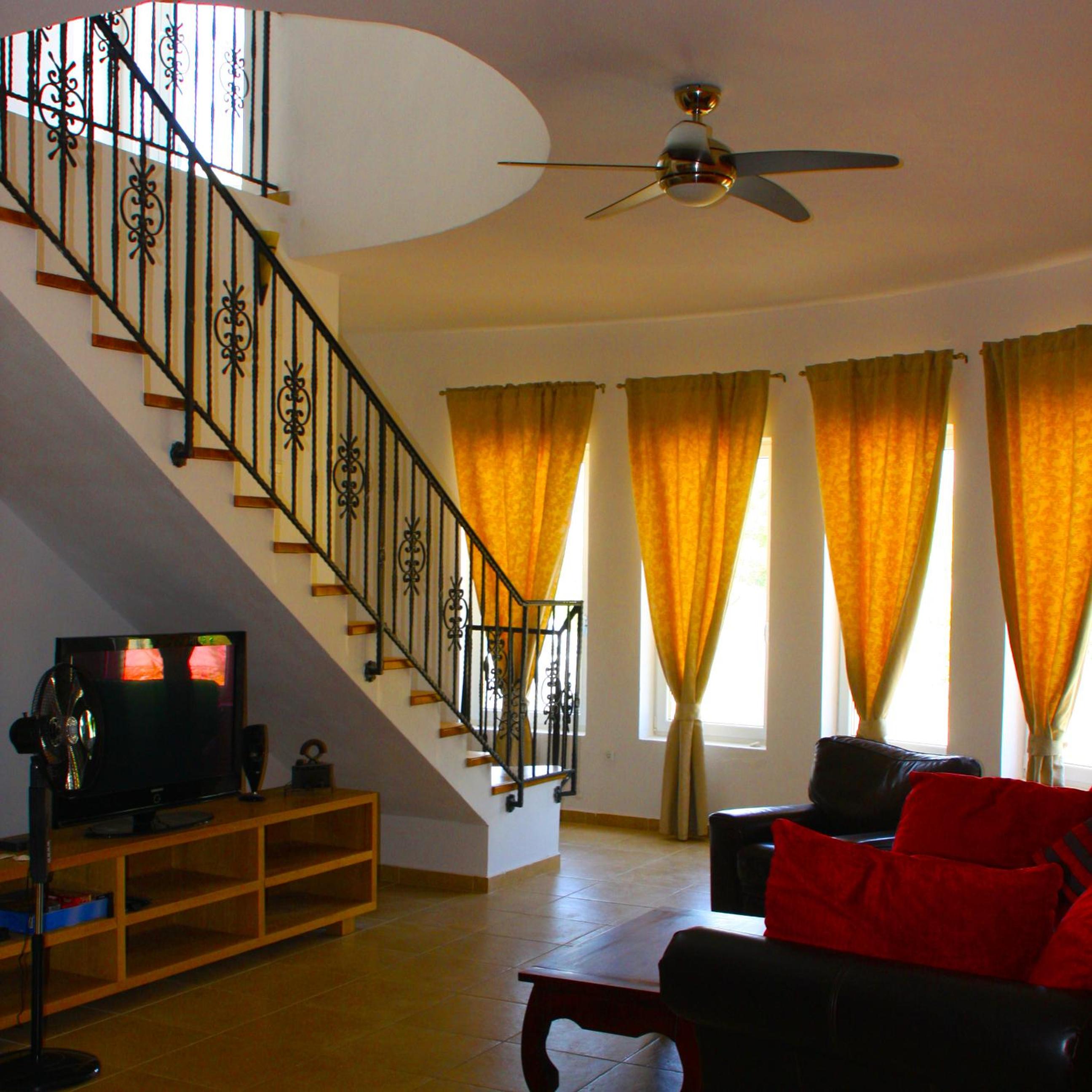 Villa Tamaris hidden gem near beach view 5