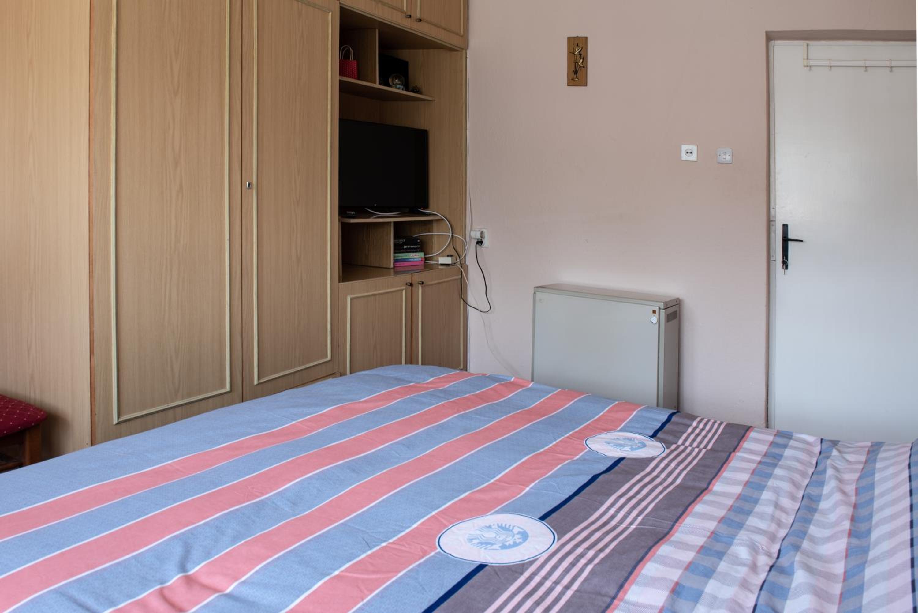 Villa Ella apartments