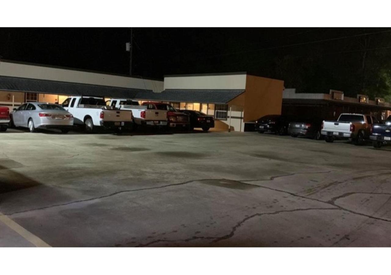 Relax Inn Motel Kountze