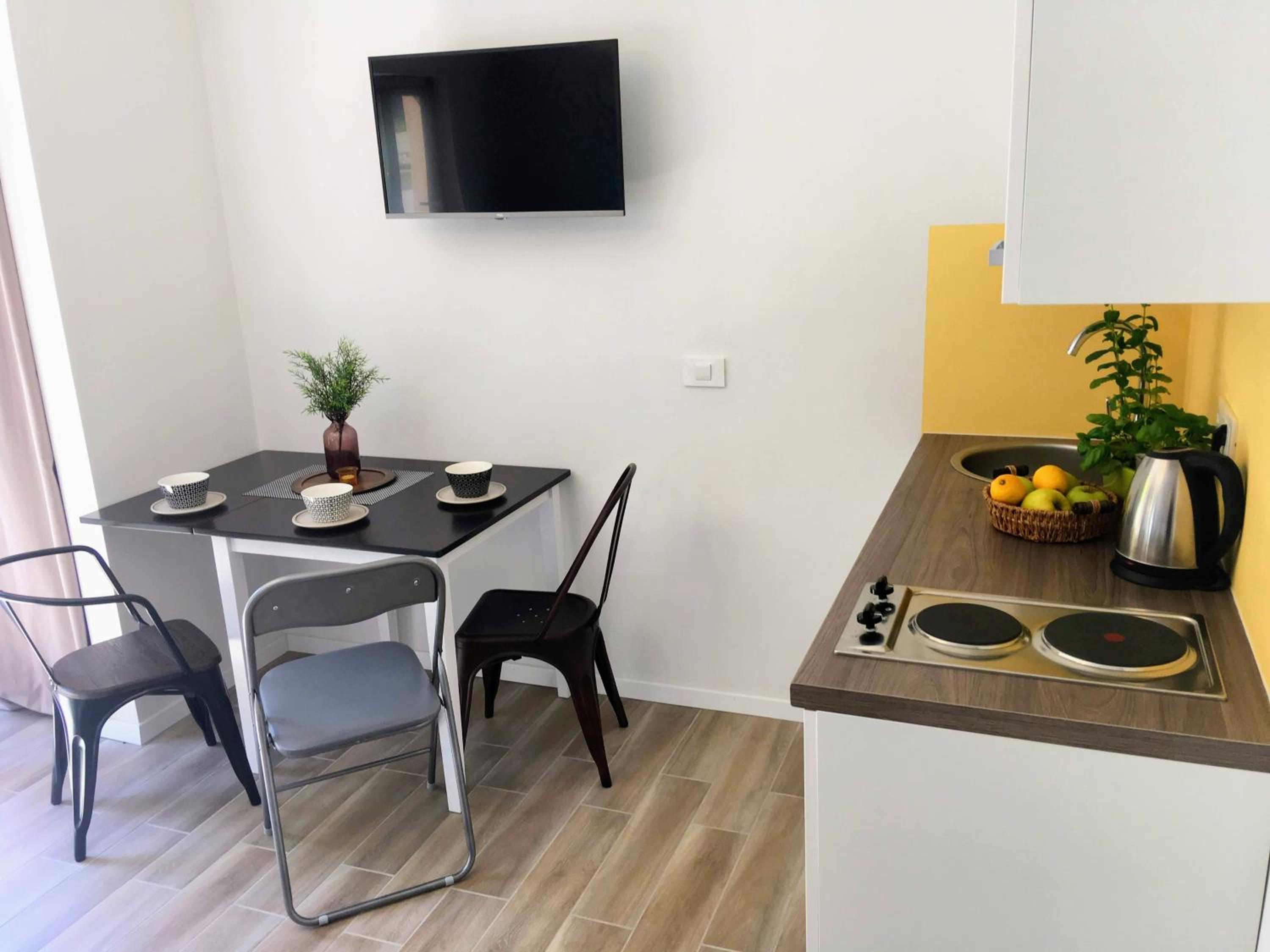 Studio apartment 365 view 5