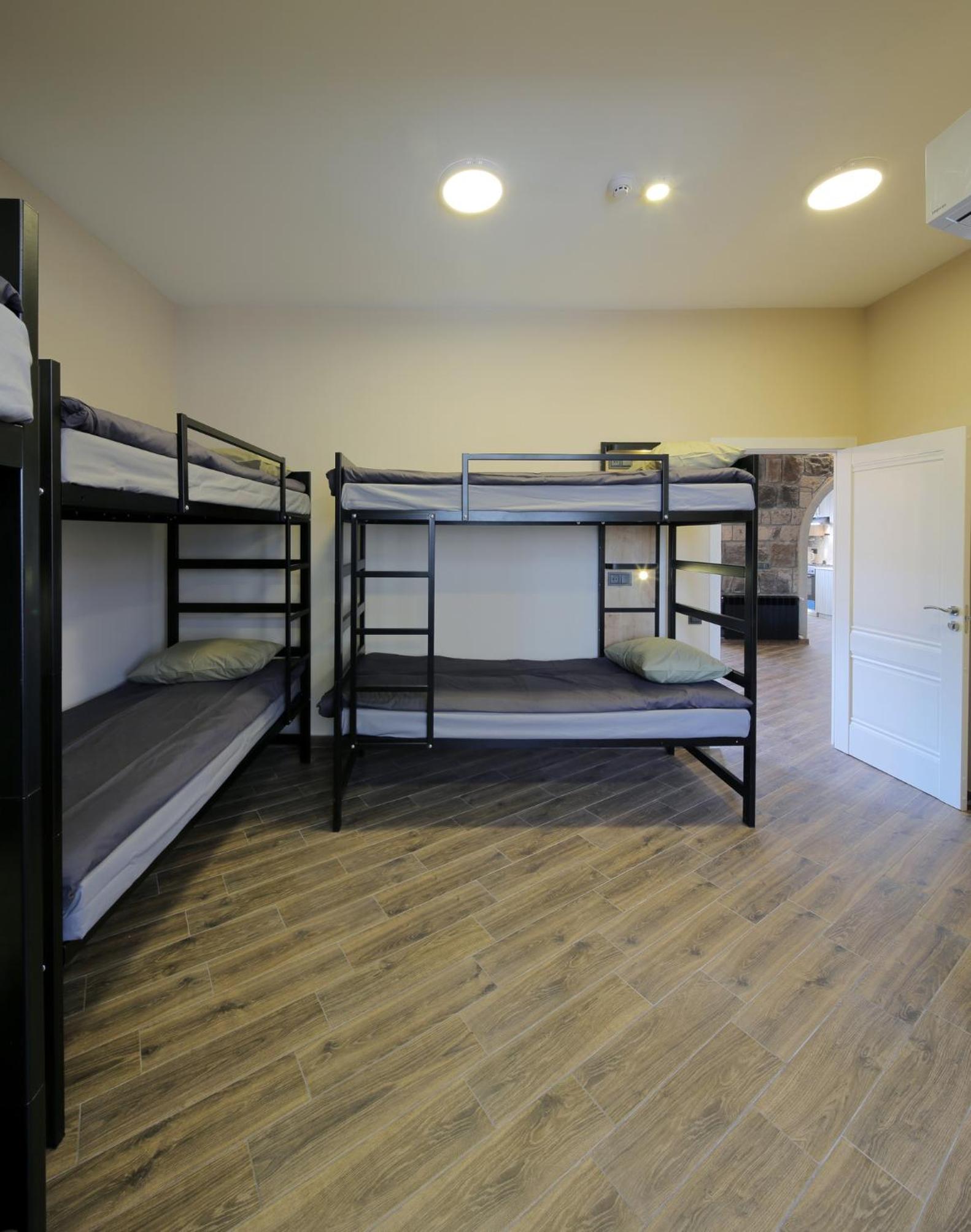 Highland Hostel