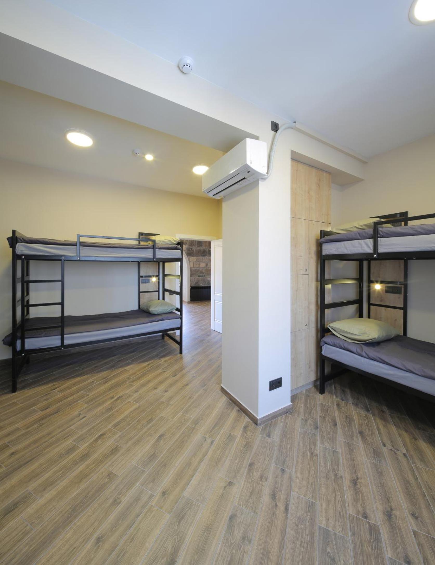 Highland Hostel
