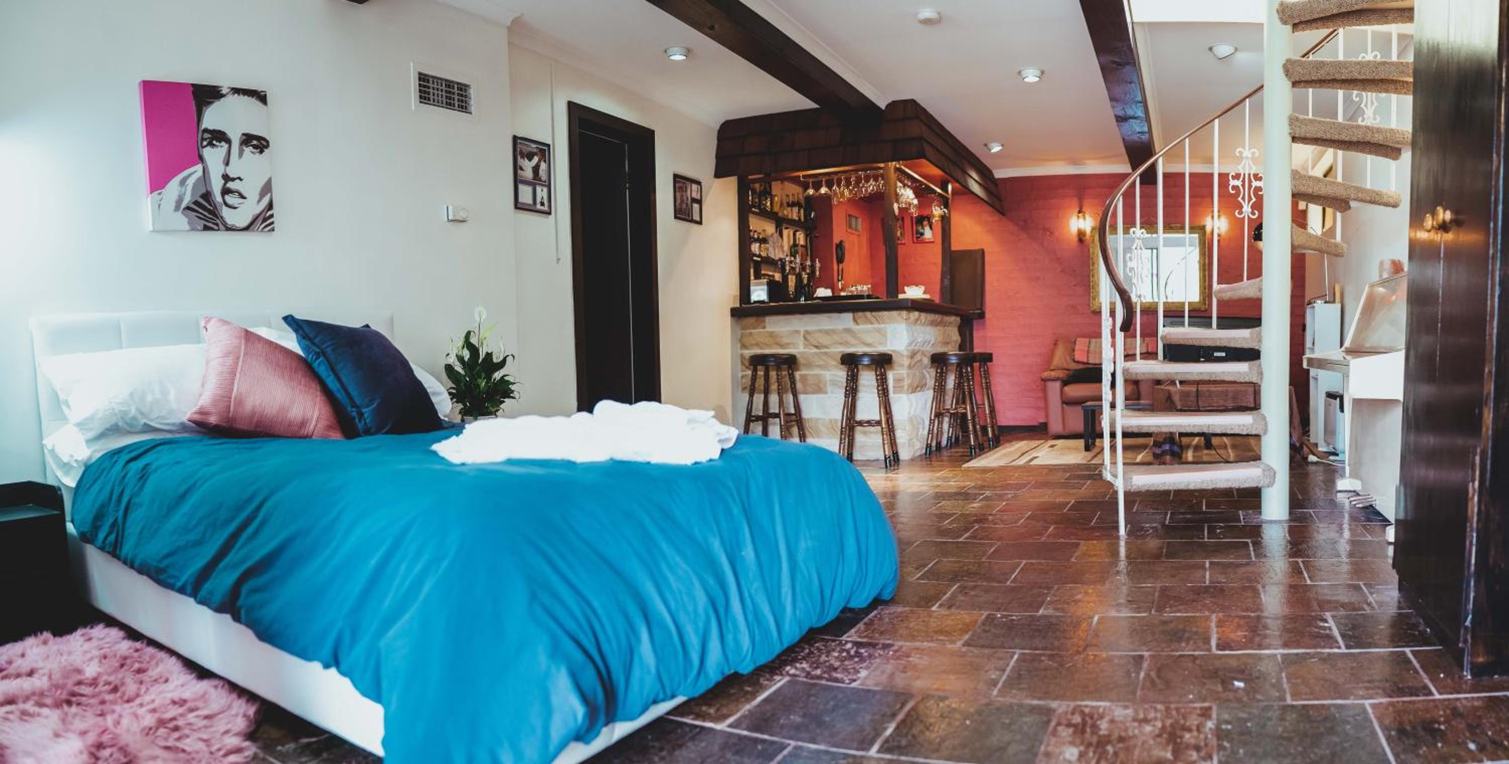 hotel room