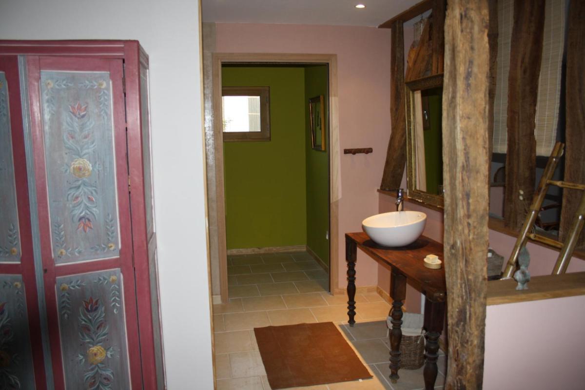 Photo 9