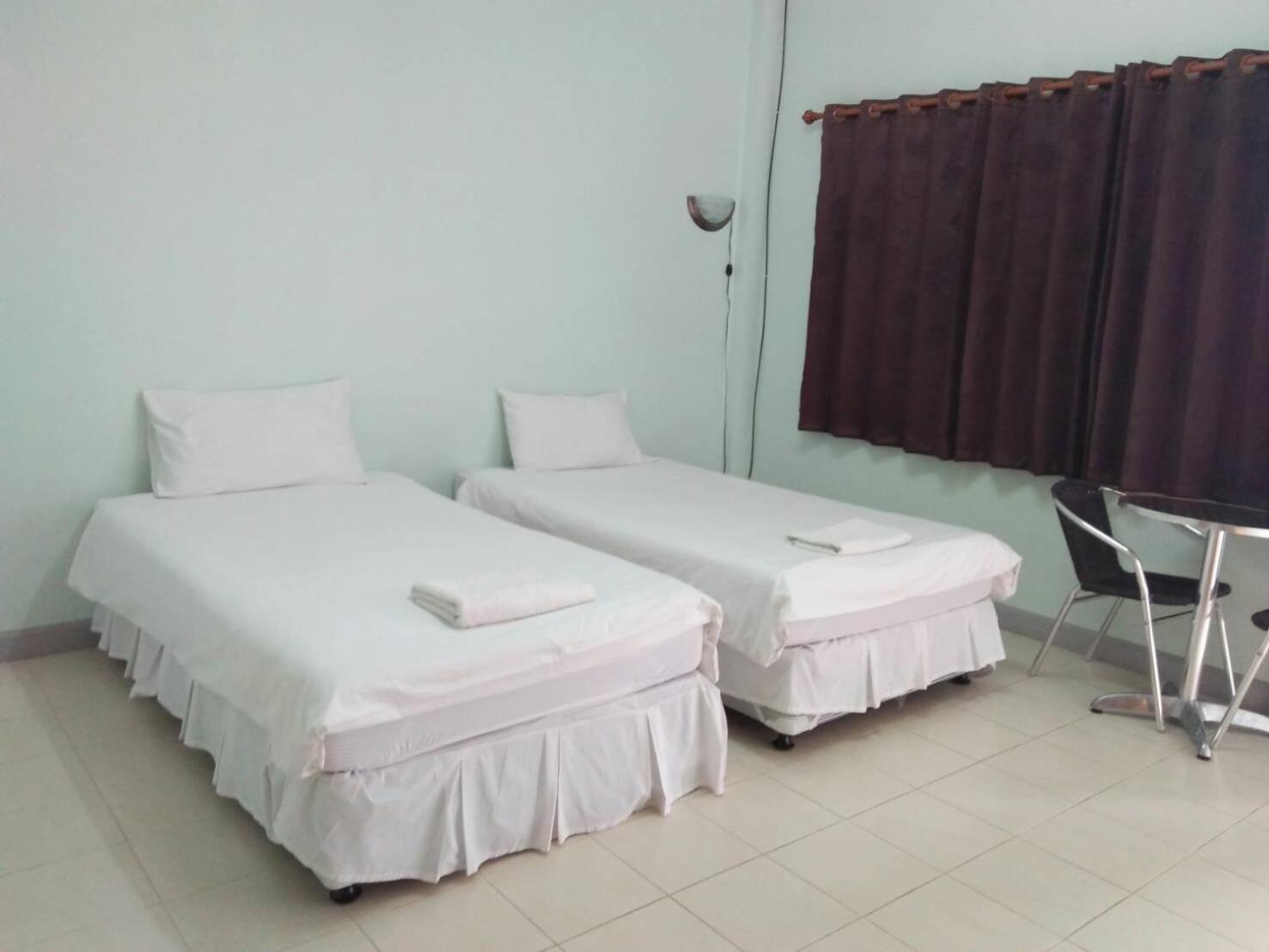 Sangthong Building view 4