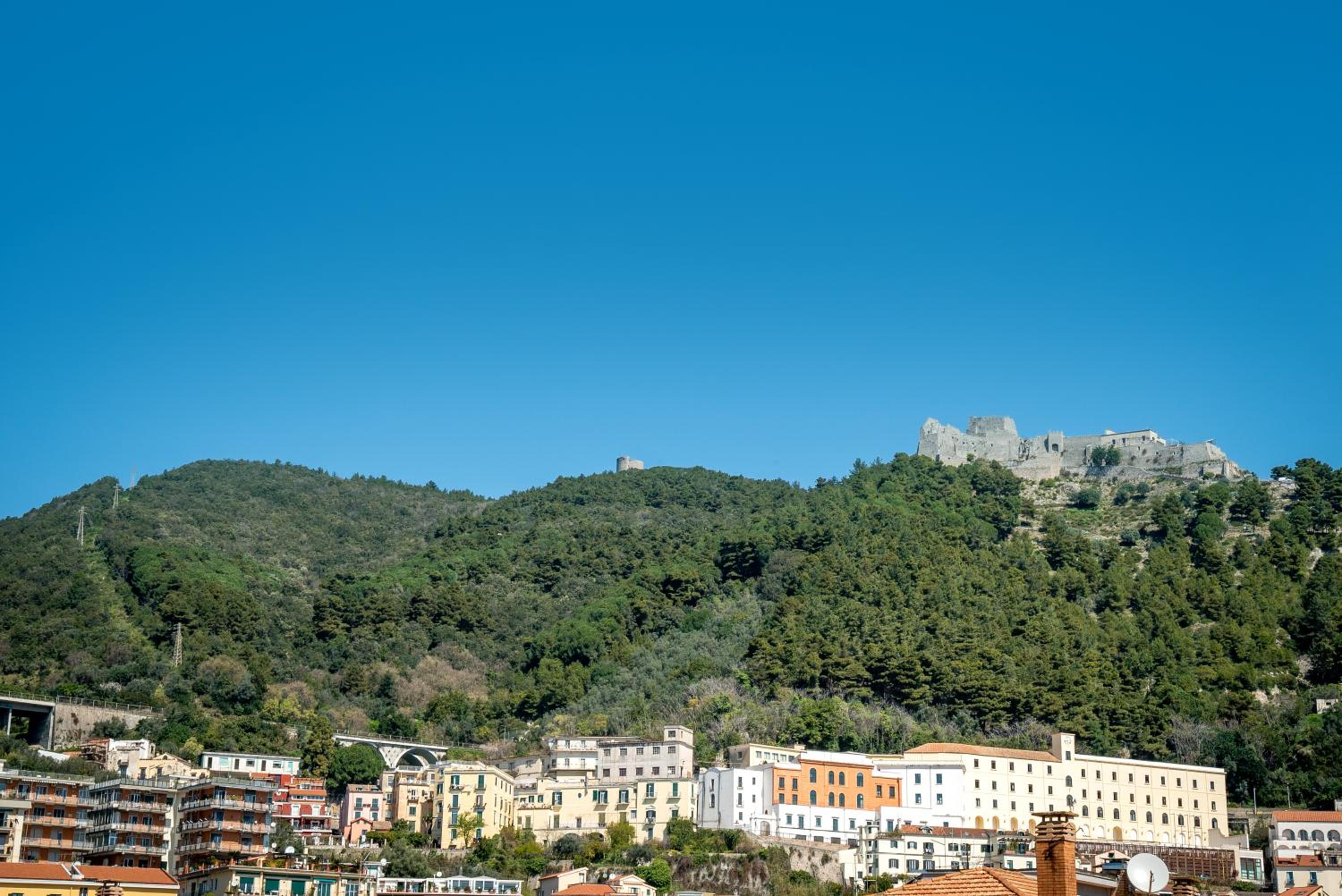 Crescent Moon en Salerno