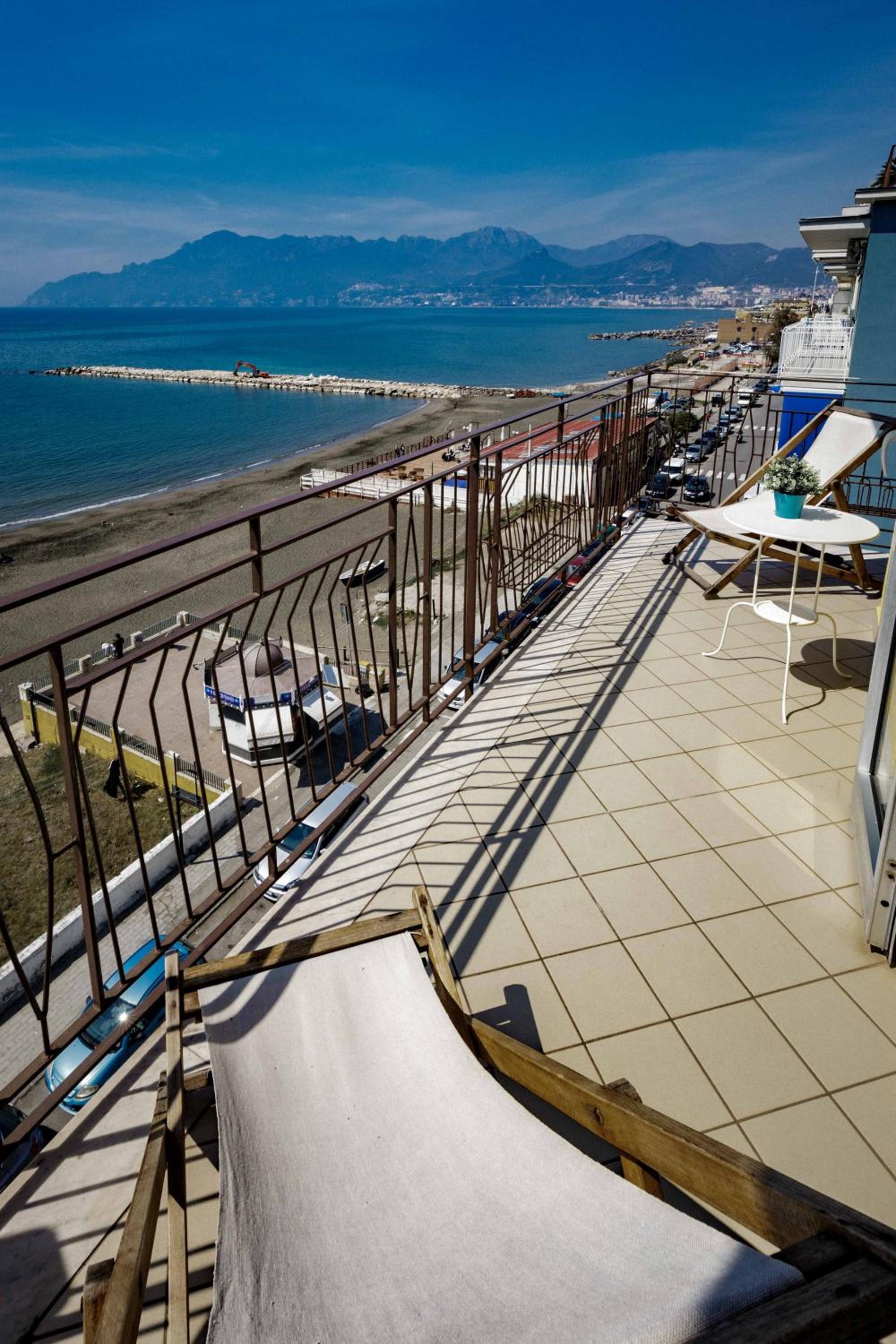 Photo 14 sur 58 de On the beach Sea-view&Kitchen In Room