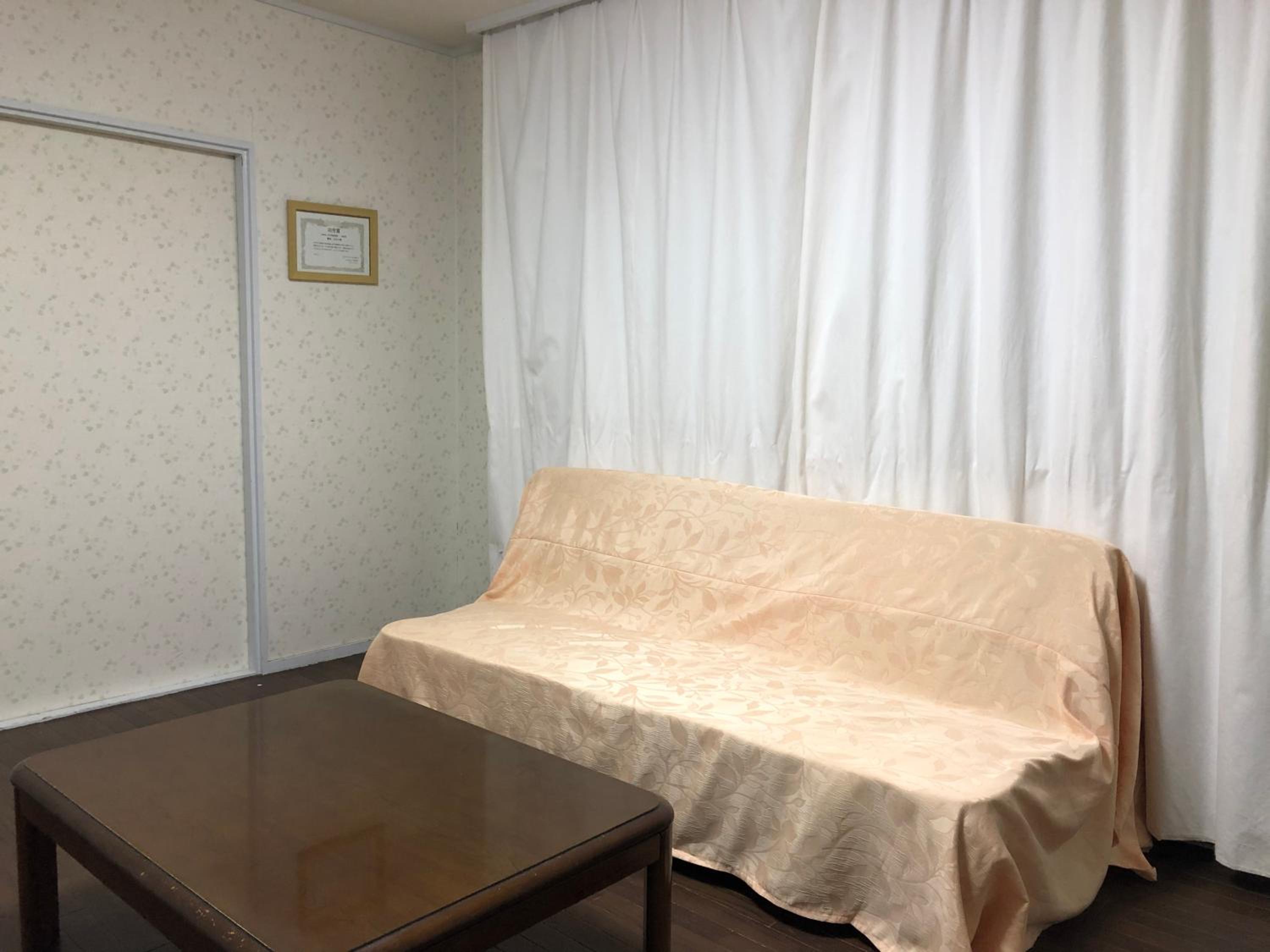 Cozy Penguin House Bibai view 5