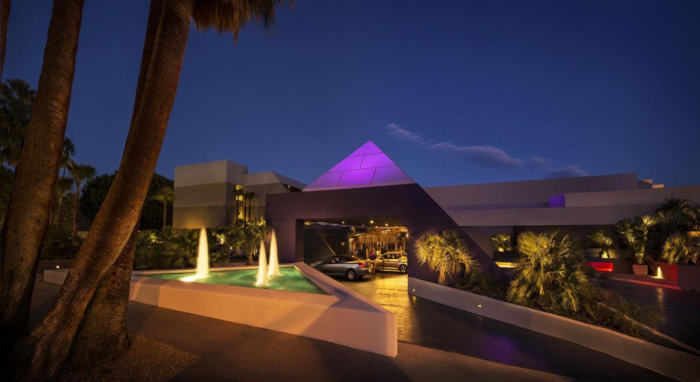 Palm Springs Vacations - Hotel Zoso - Property Image 15