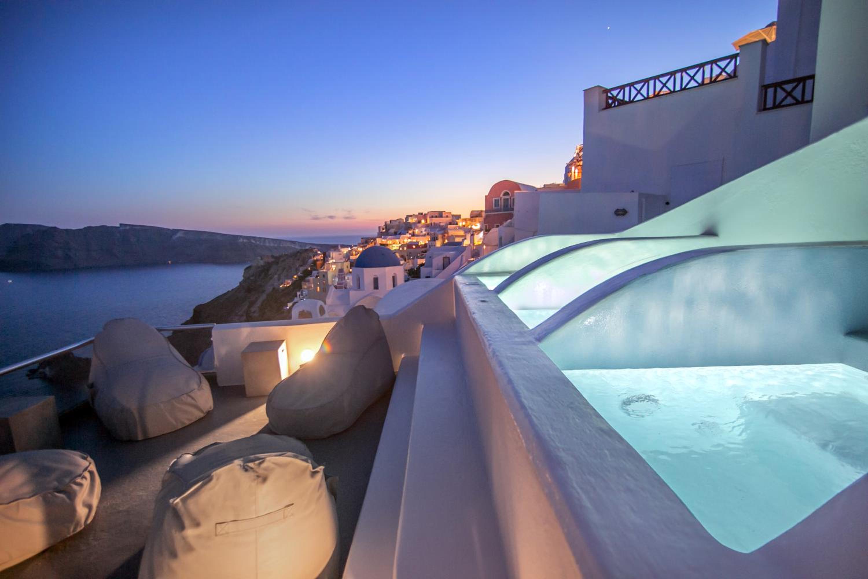 Oia Vacations - Theodora Suites - Property Image 4