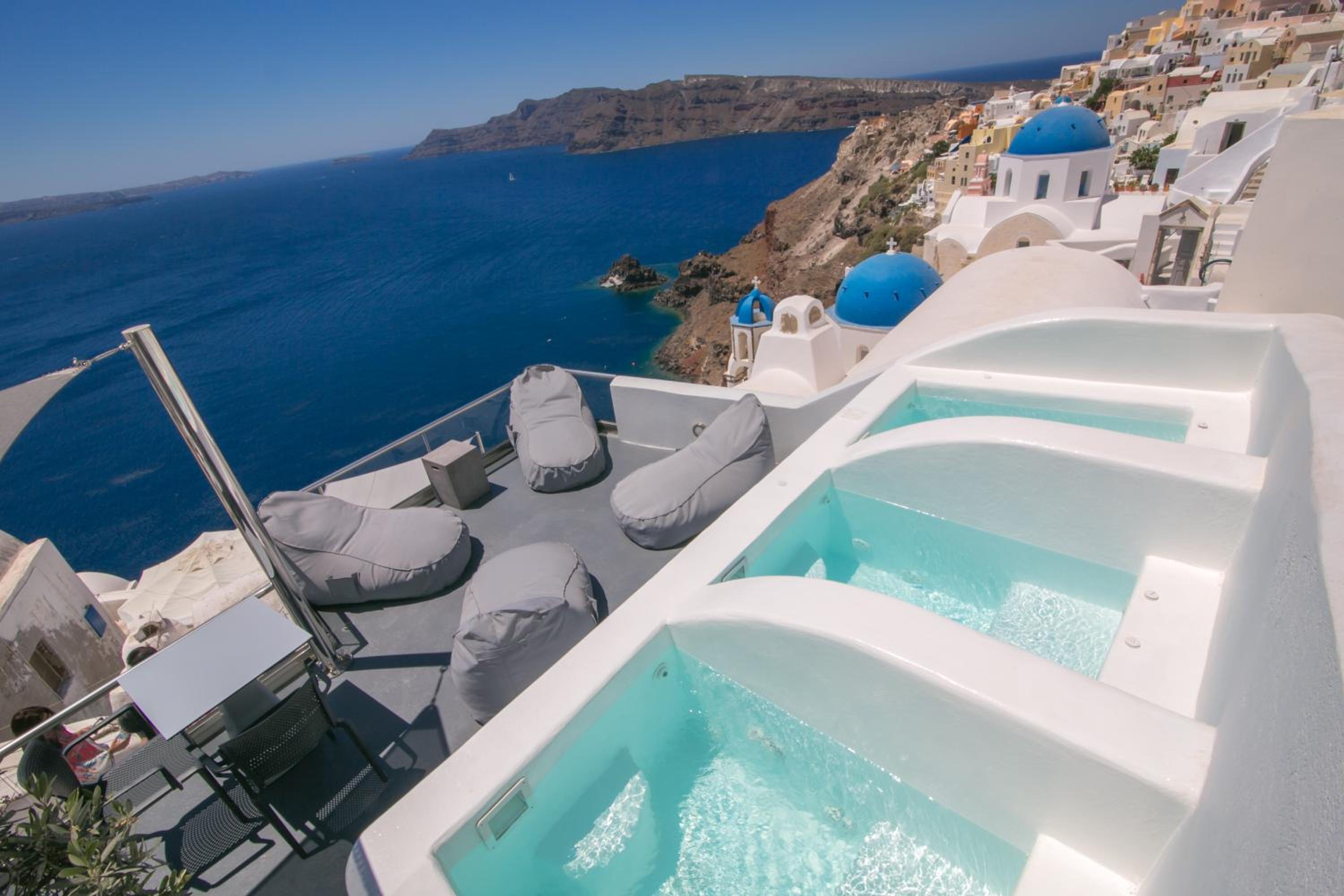 Oia Vacations - Theodora Suites - Property Image 7