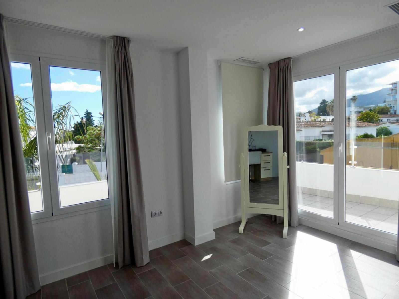 AMAZING VILLA By THE SEA BENALMADENA