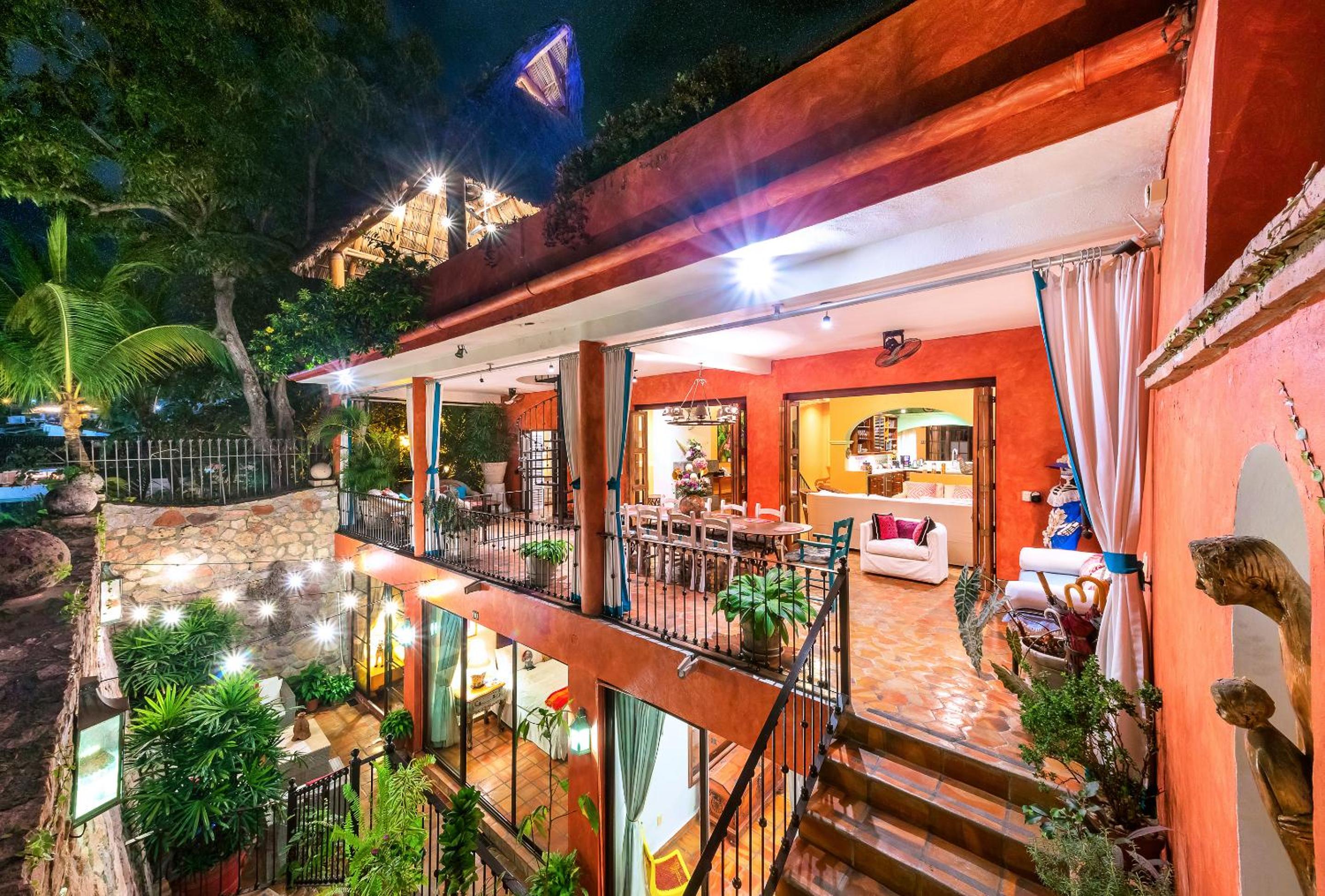 Villa Lola - Adults Only