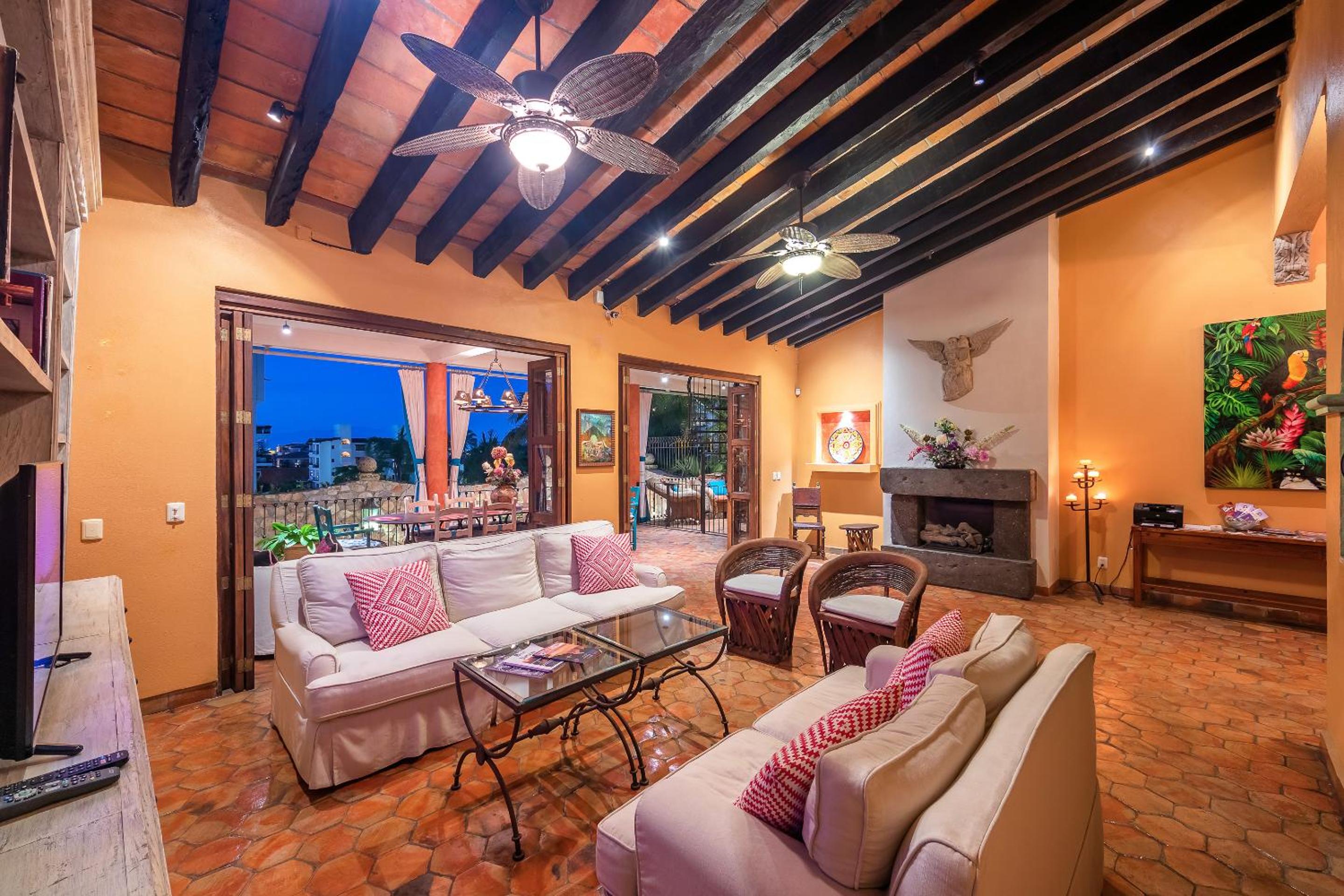 Villa Lola - Adults Only