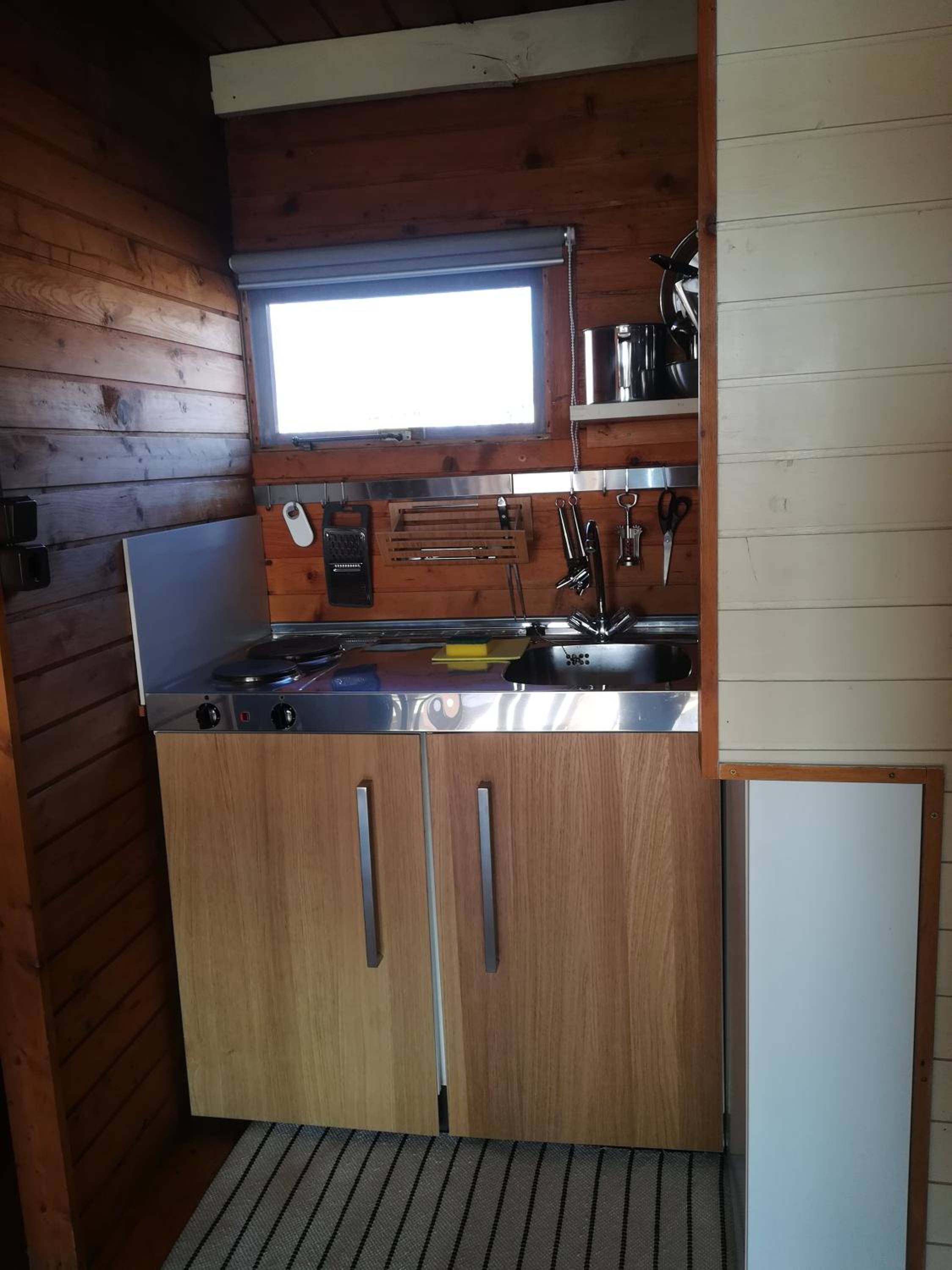 Pfahlbau Sunset I Toplage Elektroboot inklusive
