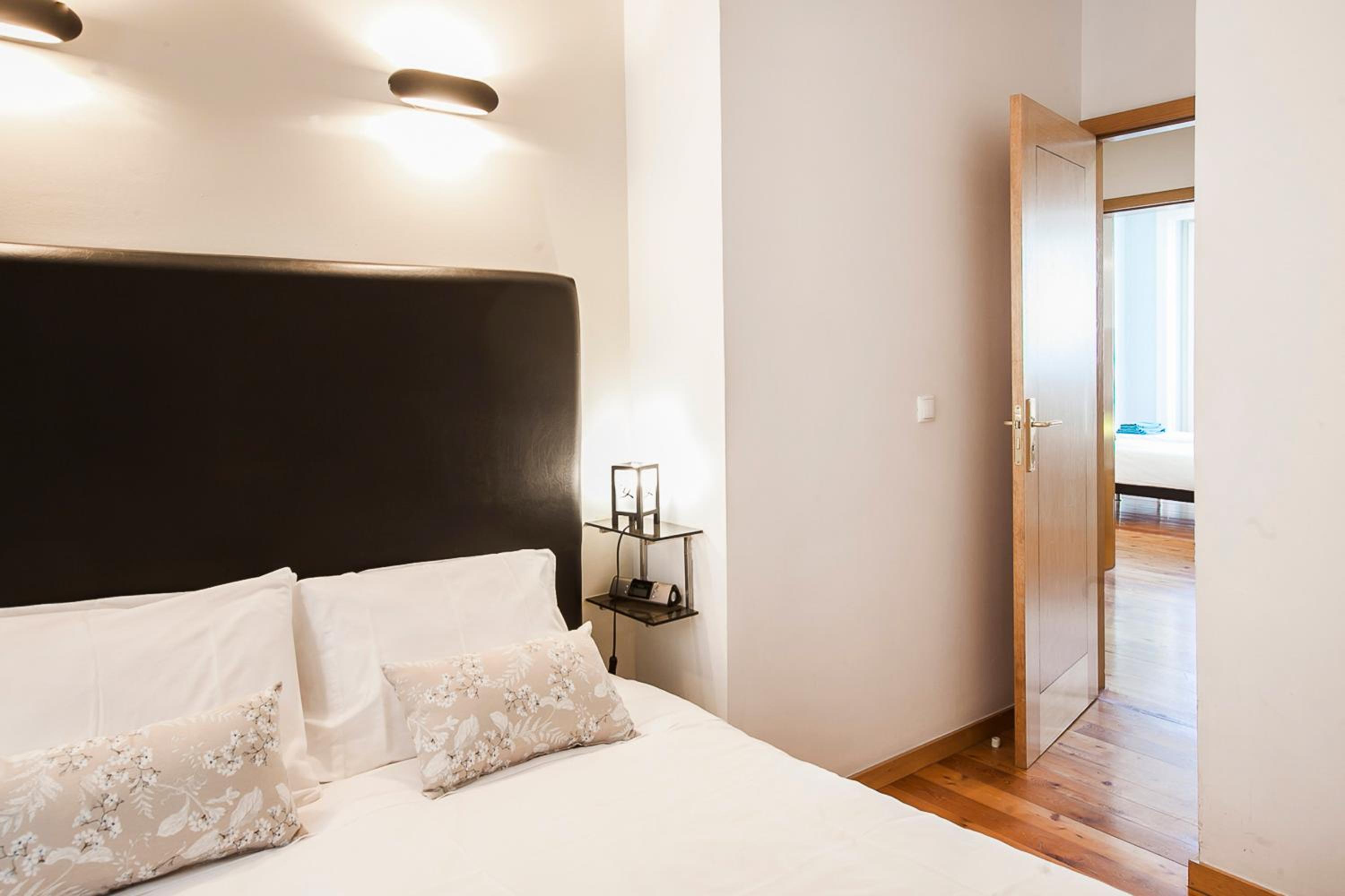LV Premier Apartments Baixa- PR