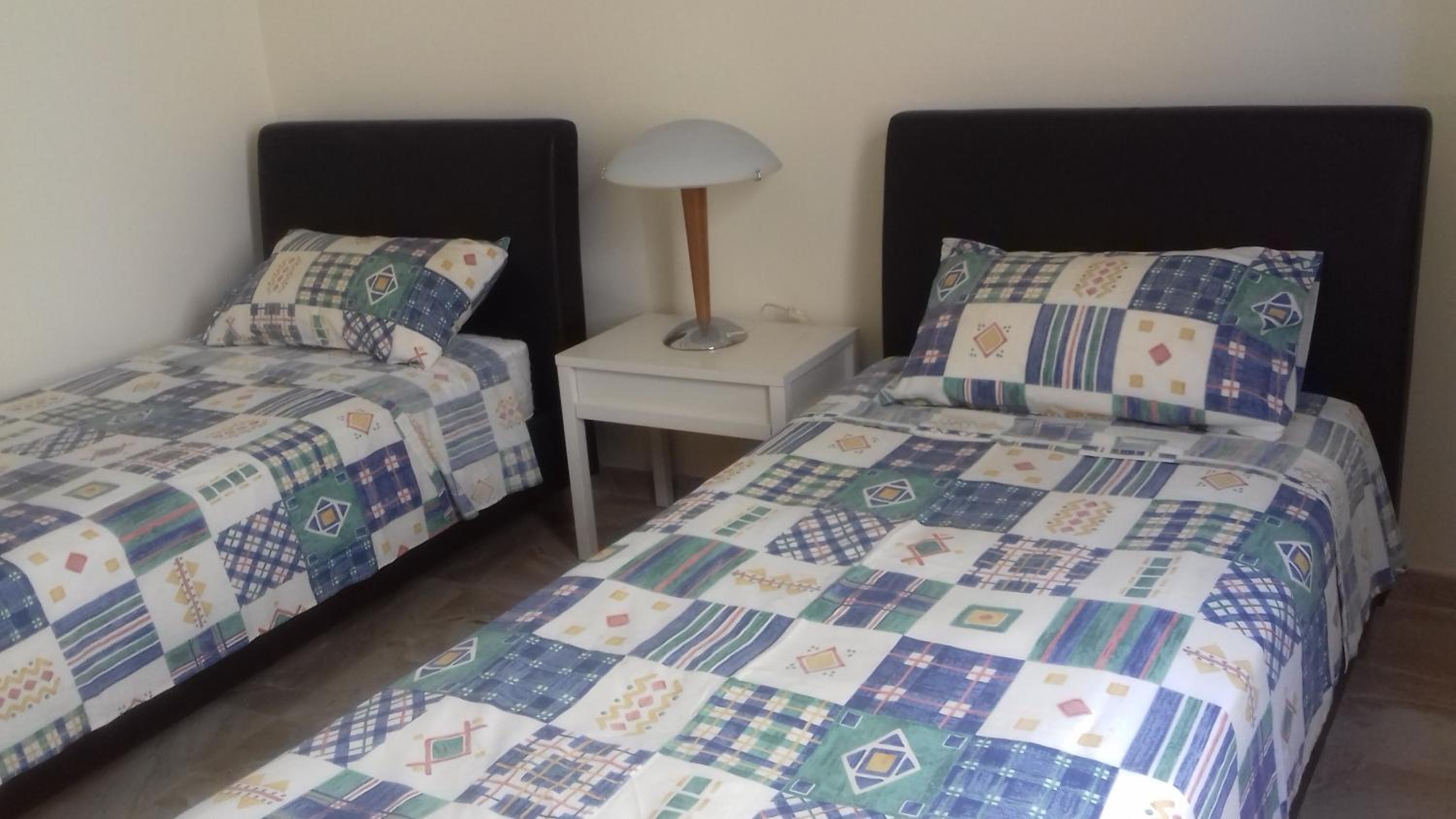 Amathusia beach apartment