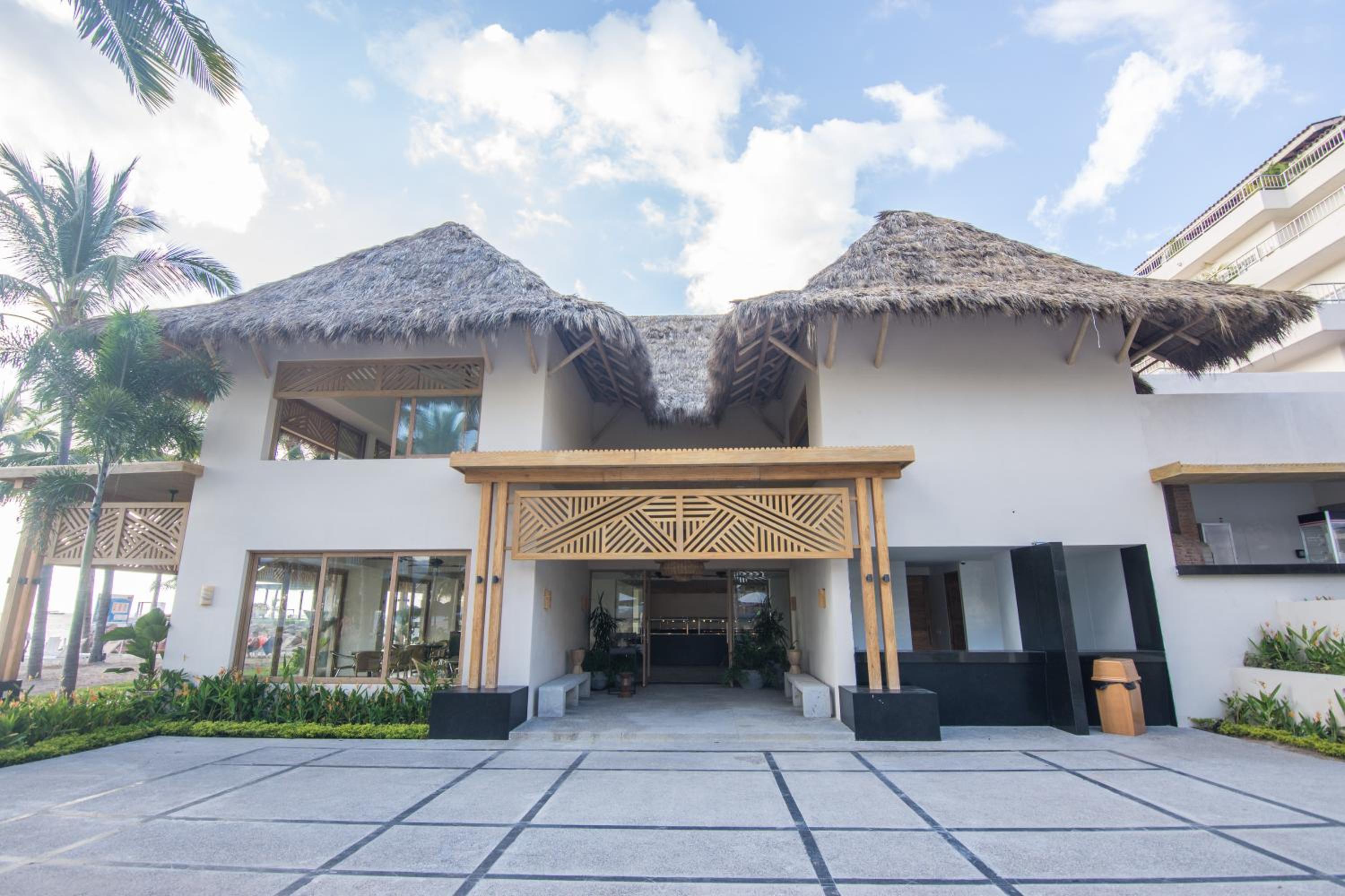 Hotel Friendly Fun Vallarta Different Experiences - Image 1