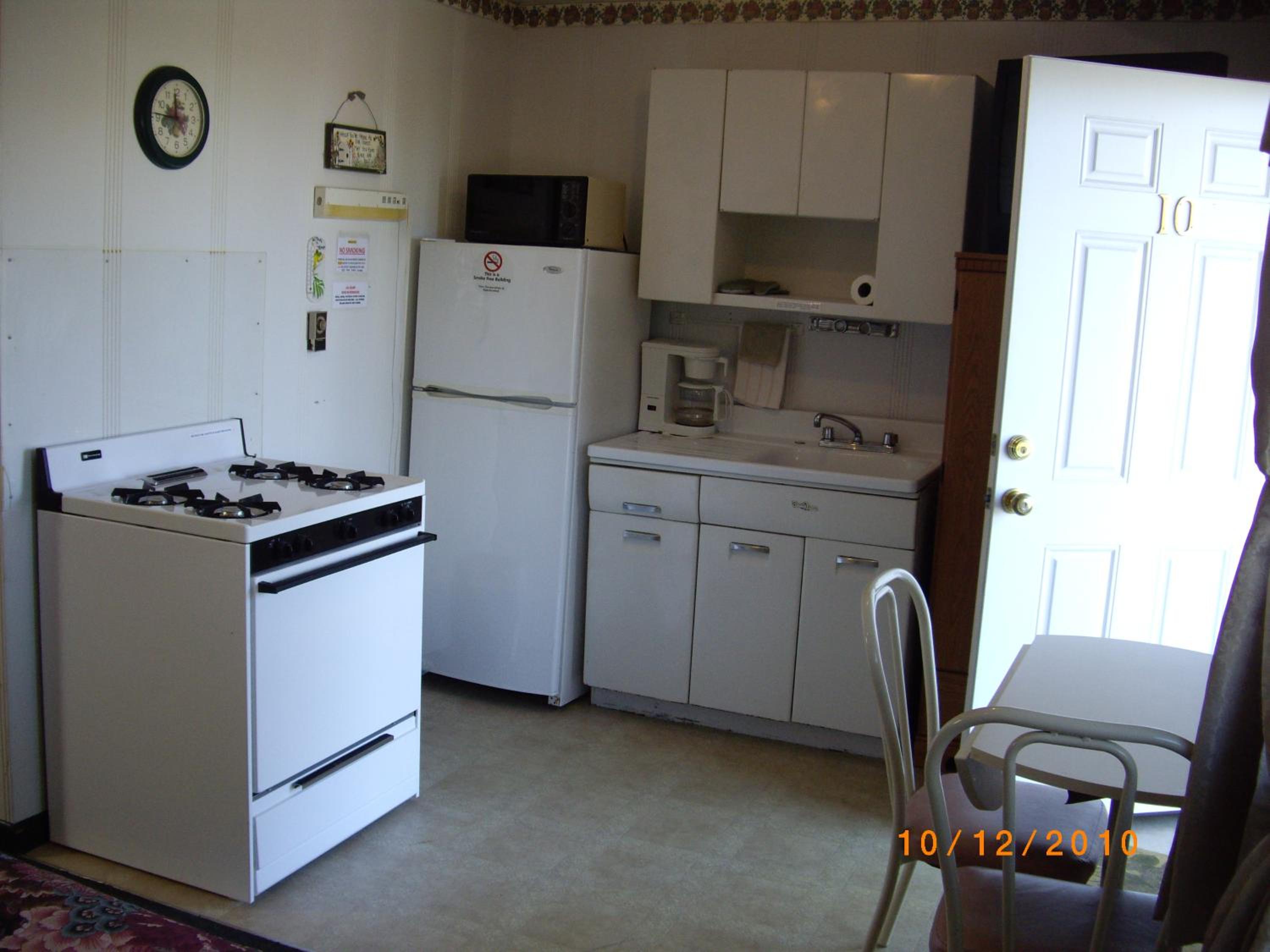 Lakeview Motel & Apartments