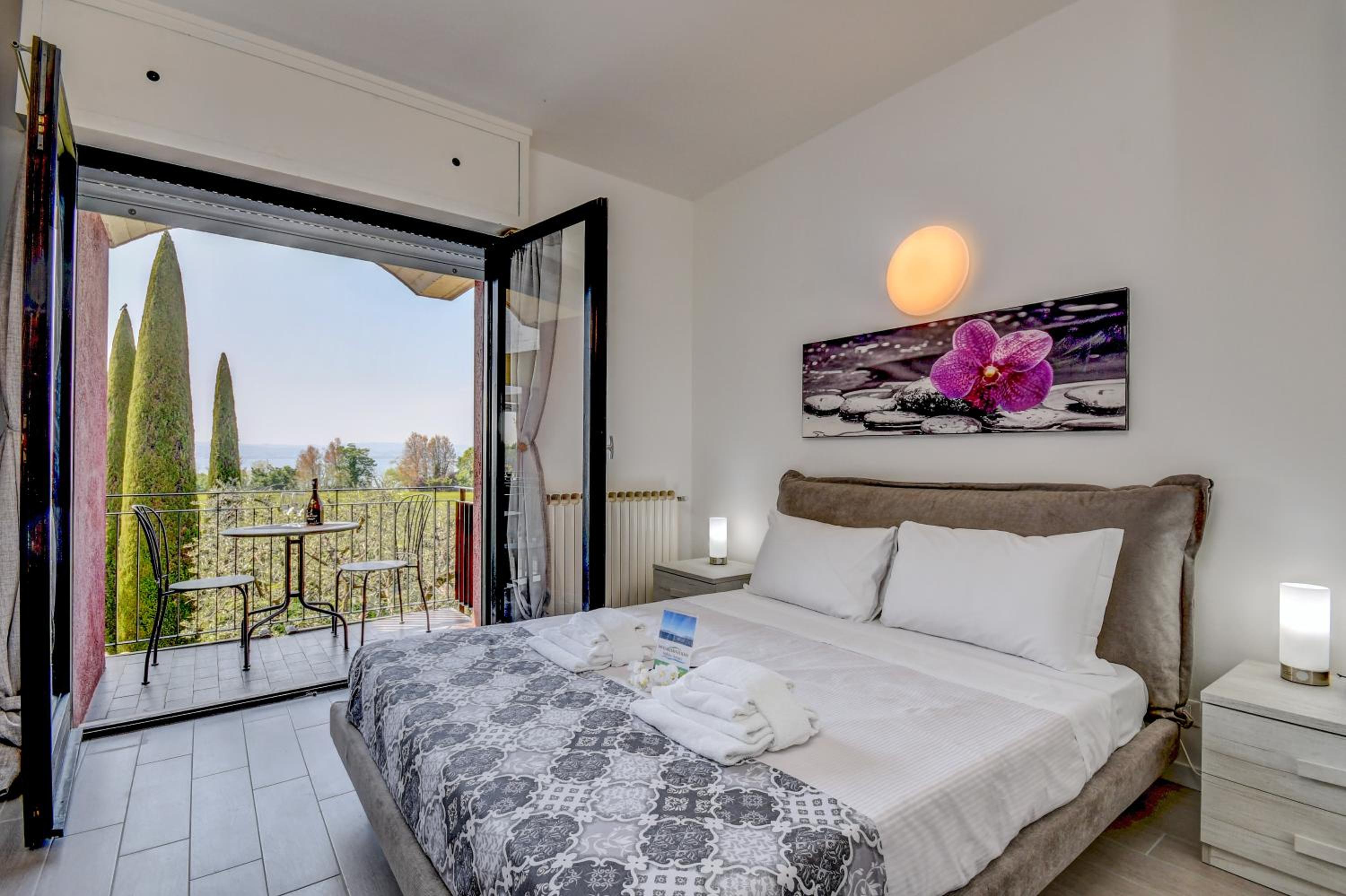 Holiday Sirmione Apartments, photo 43