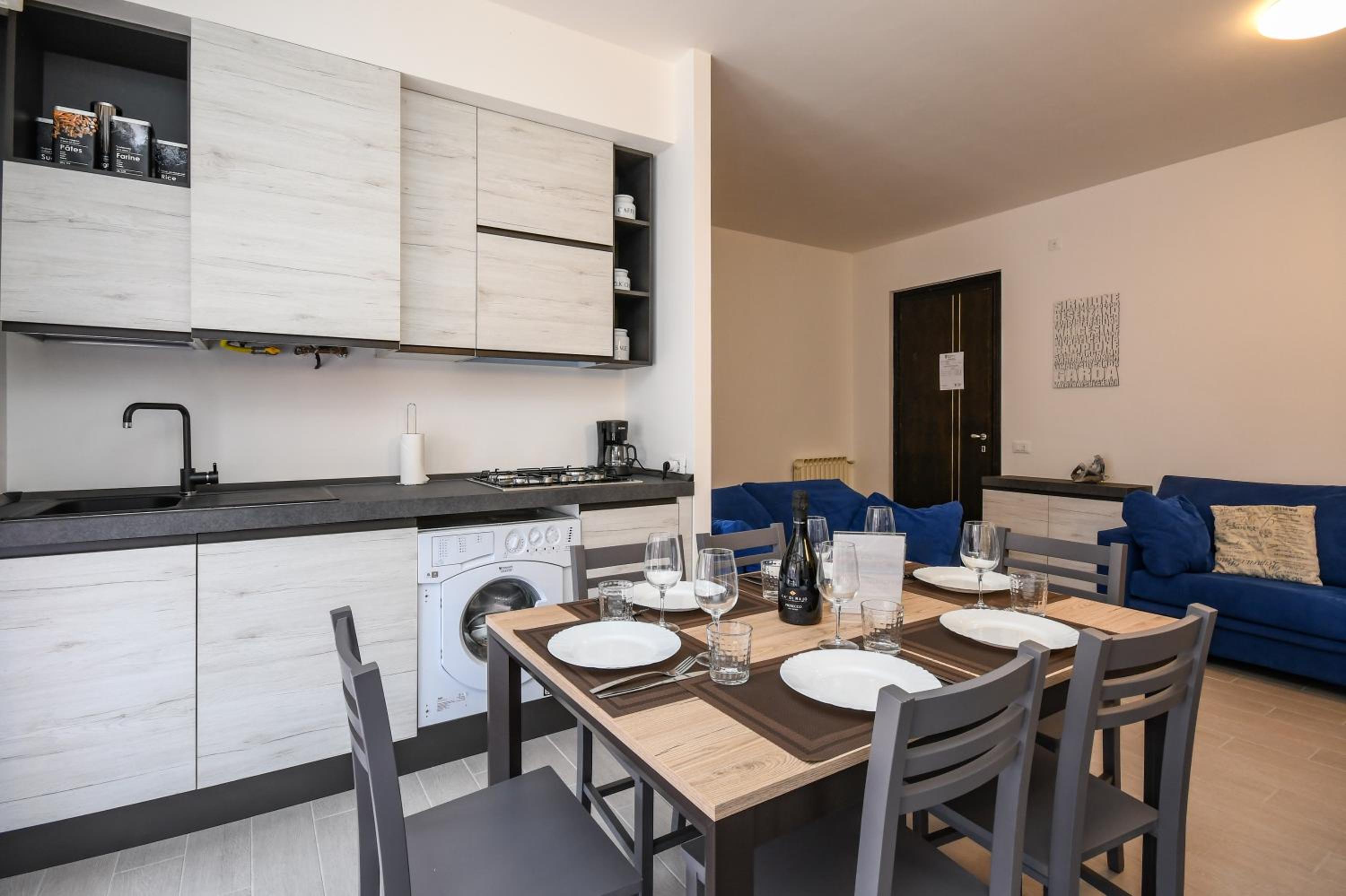 Holiday Sirmione Apartments, photo 57