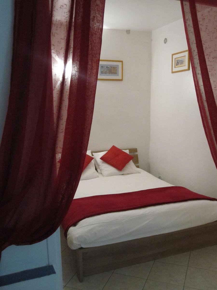 Studio Vieux Menton view 5