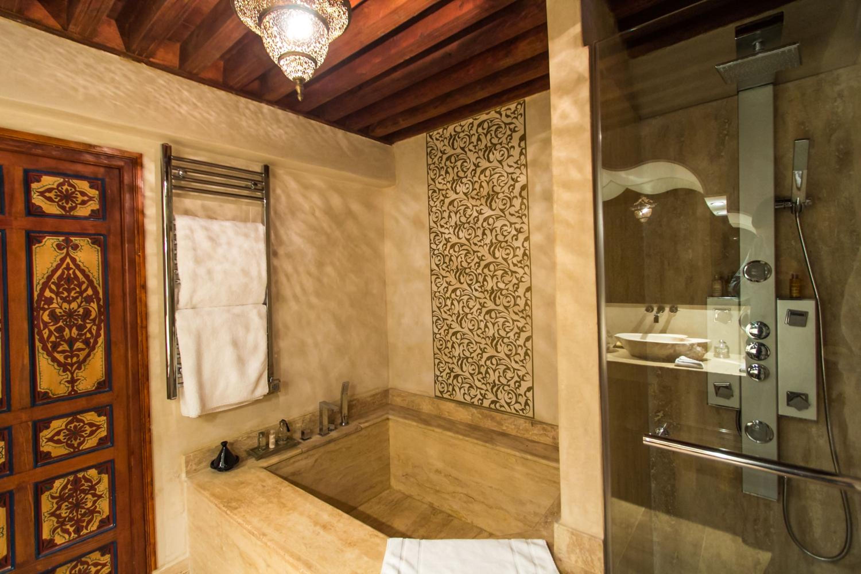Riad Mayfez Suites & Spa