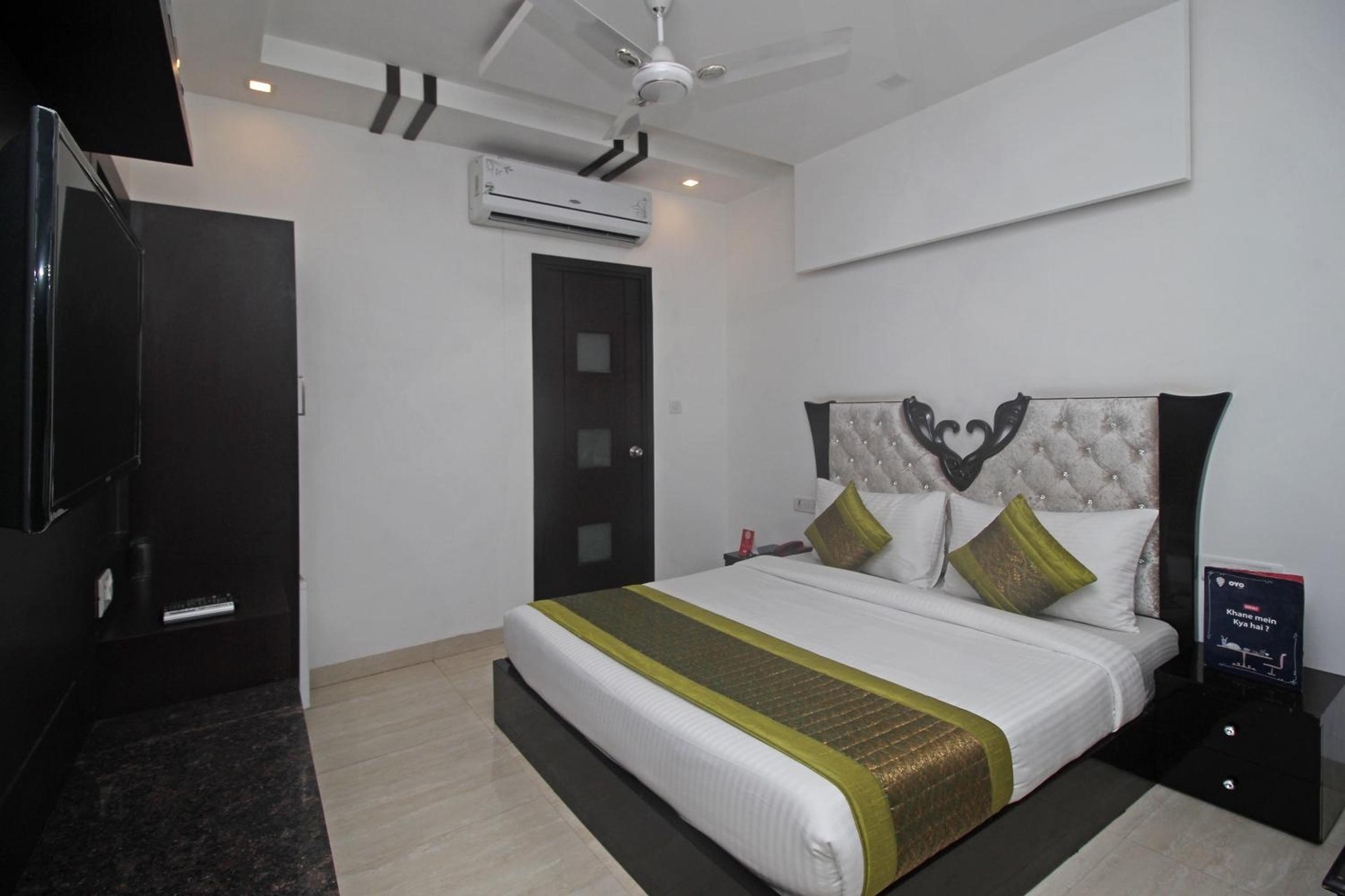 FabHotel Arihant Inn view 3
