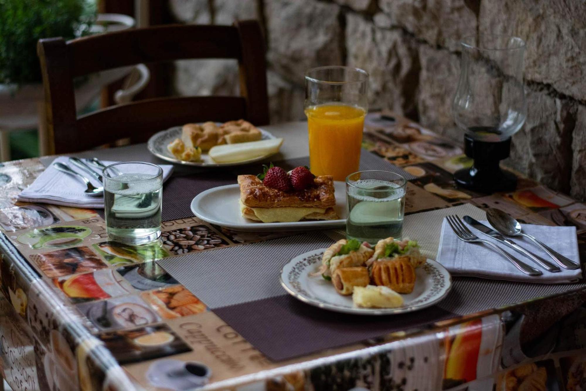 Photo 67