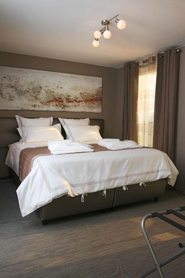 Luxury Apartments by Atelier VO2 max with Large Terrace and Parking 10 min from Beach view 3