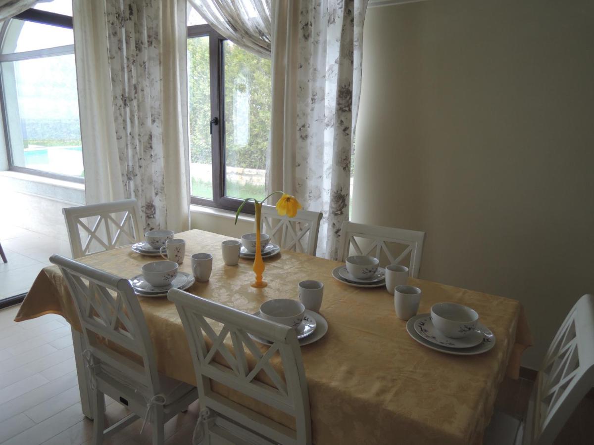 Private Villa First line with sea view in BlackSeaRama Golf view 2