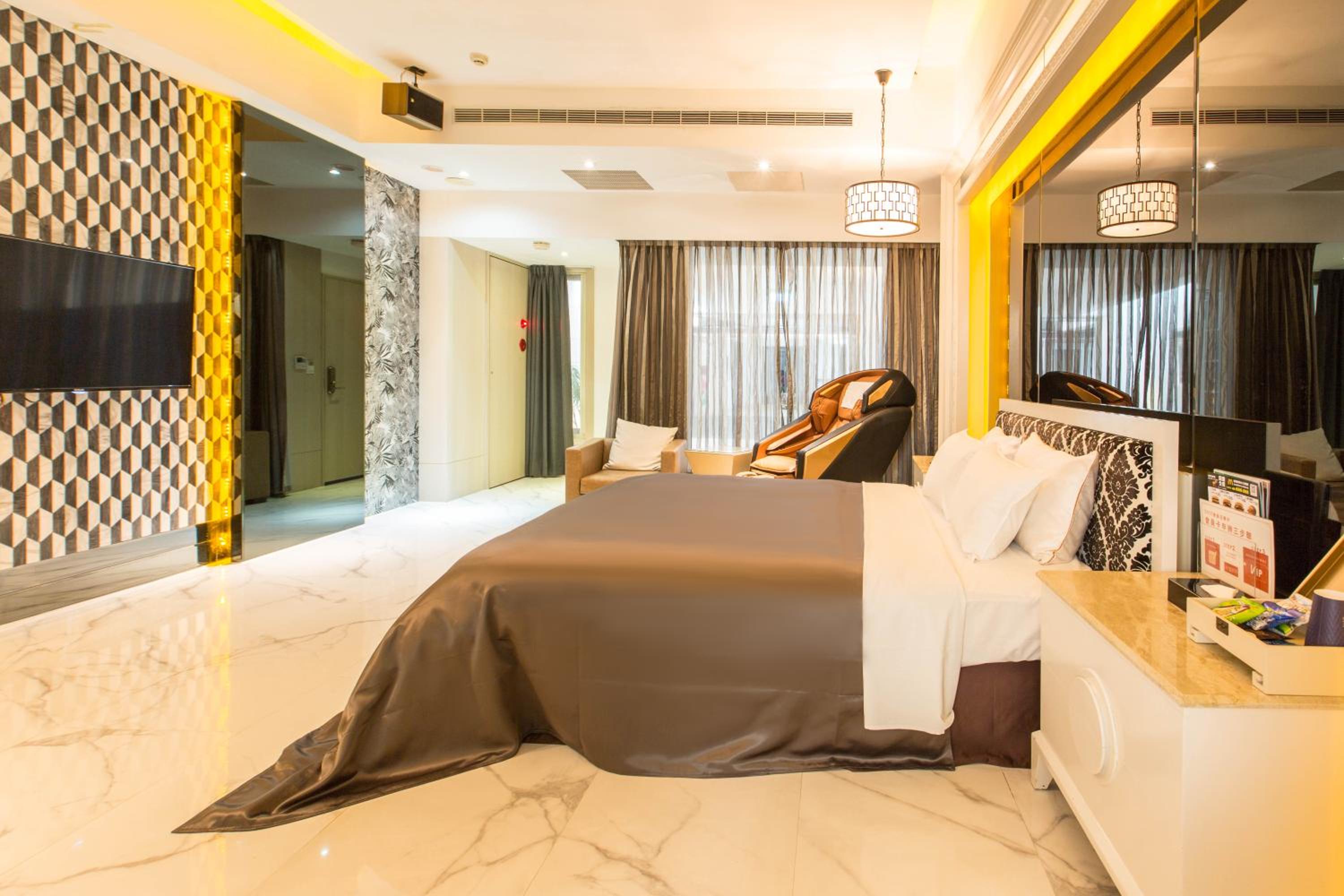 Feng Cai Motel