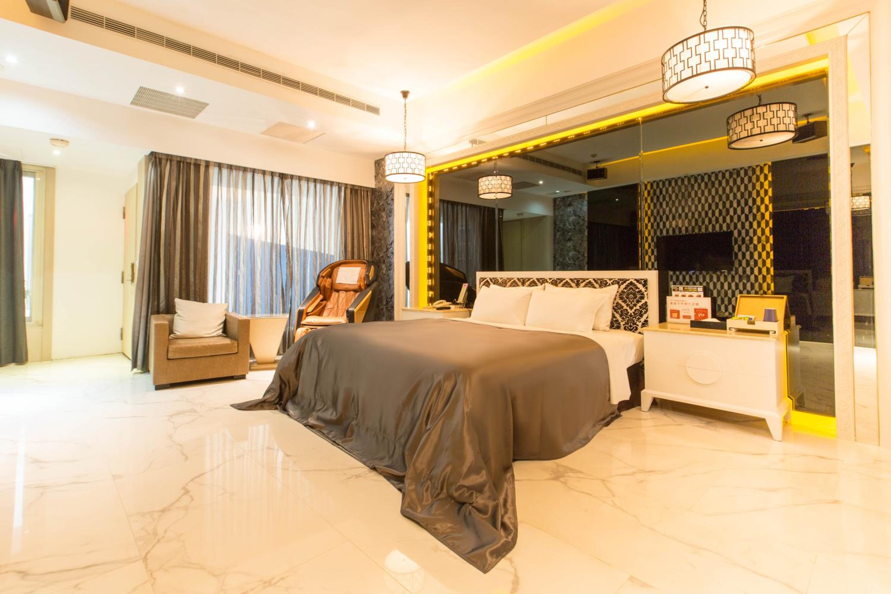 Feng Cai Motel
